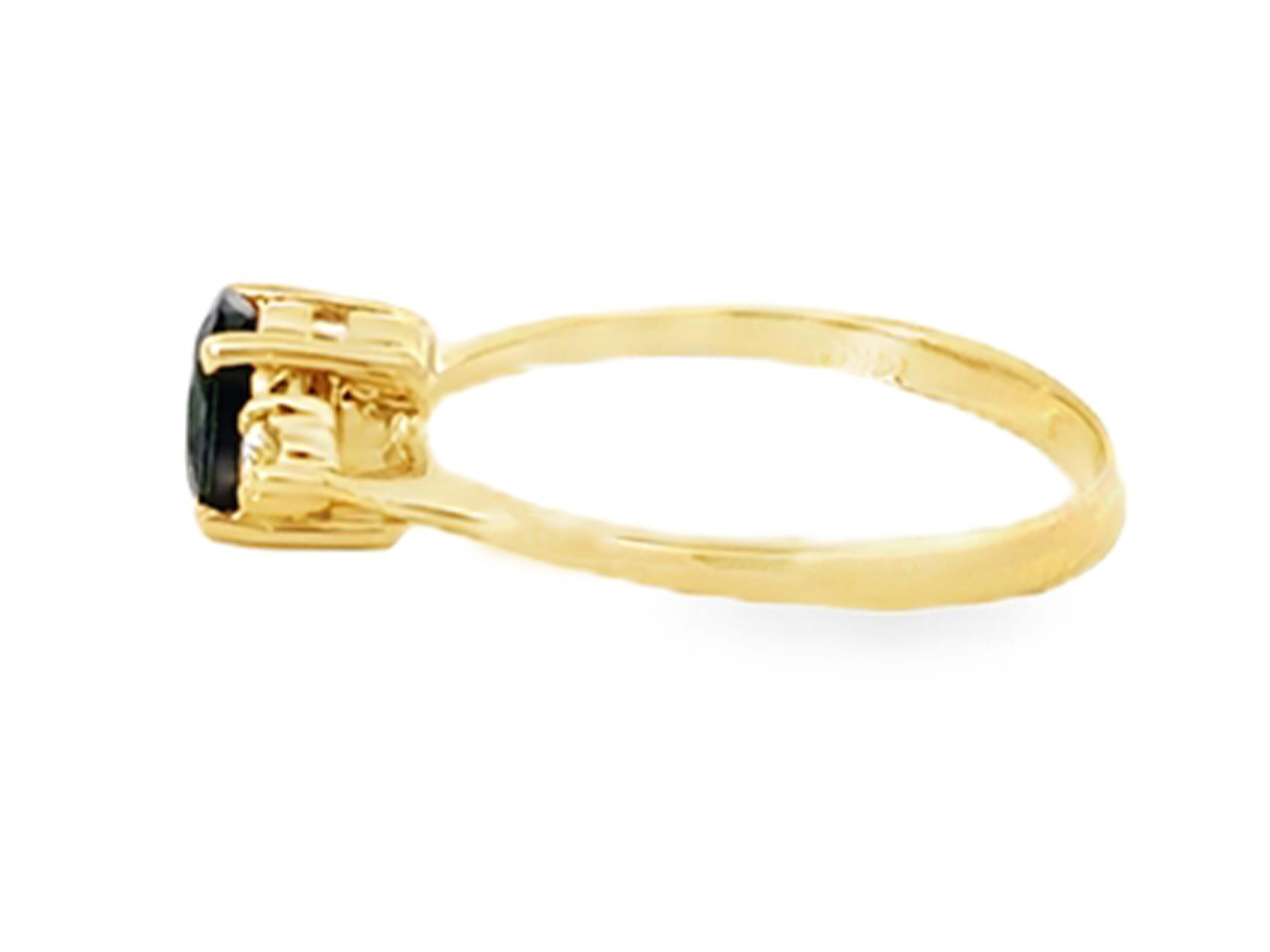 Women's or Men's Oval Blue Sapphire 2 Diamond Ring 14k Yellow Gold For Sale