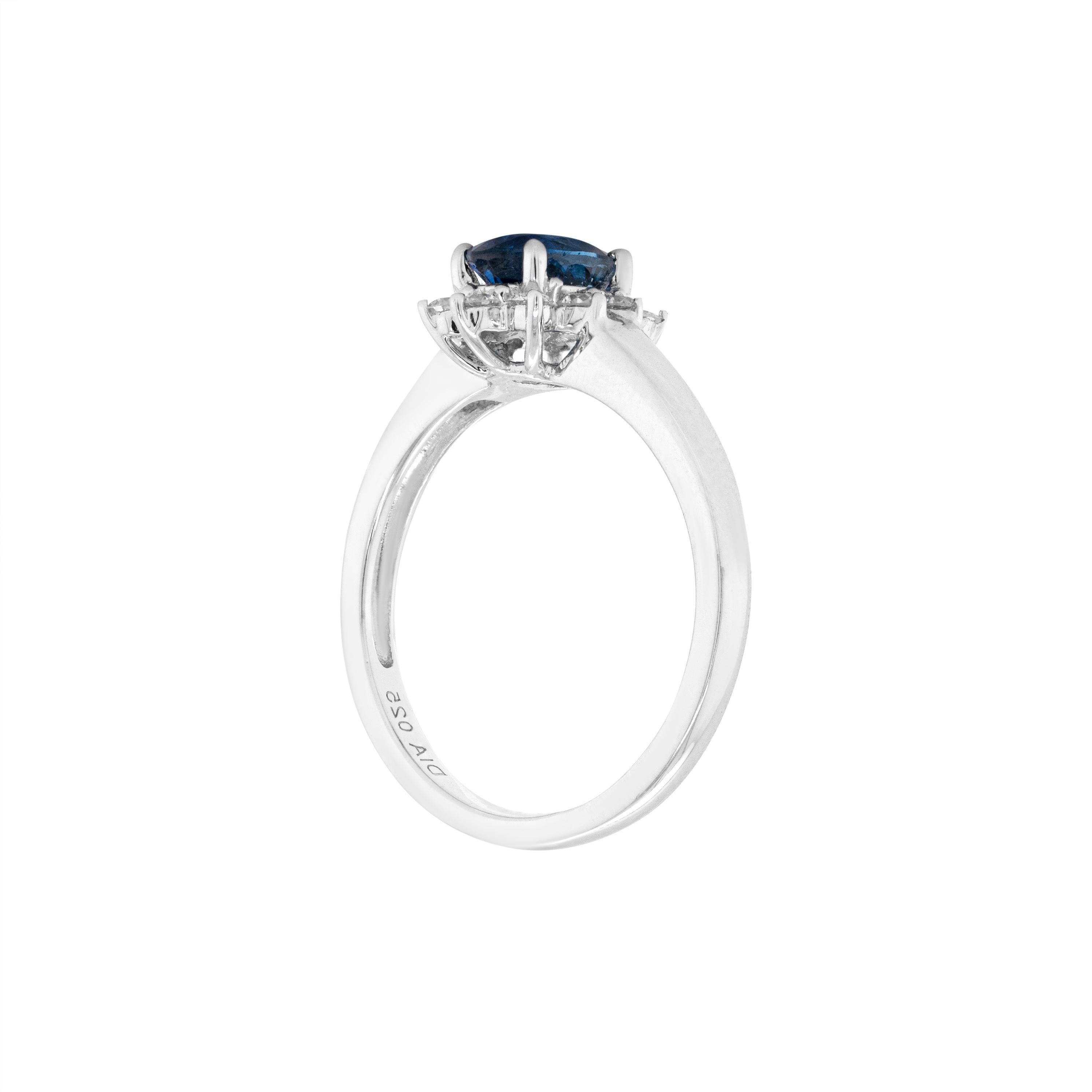 Modern Oval Blue Sapphire and Diamond 18 Carat White Gold Cluster Engagement Ring For Sale