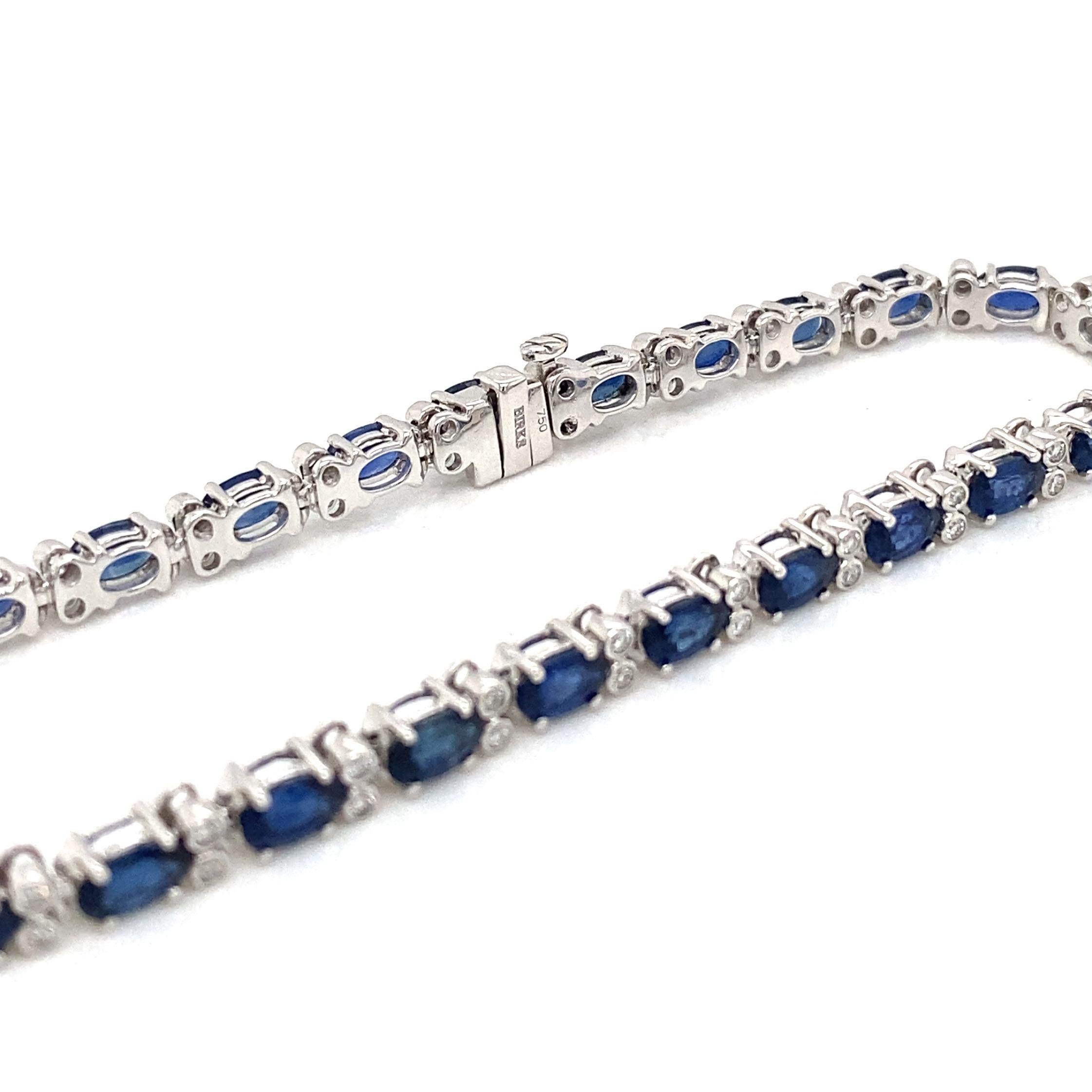 Taille ovale Bracelet tennis en or blanc 18 carats, saphir bleu ovale et diamants