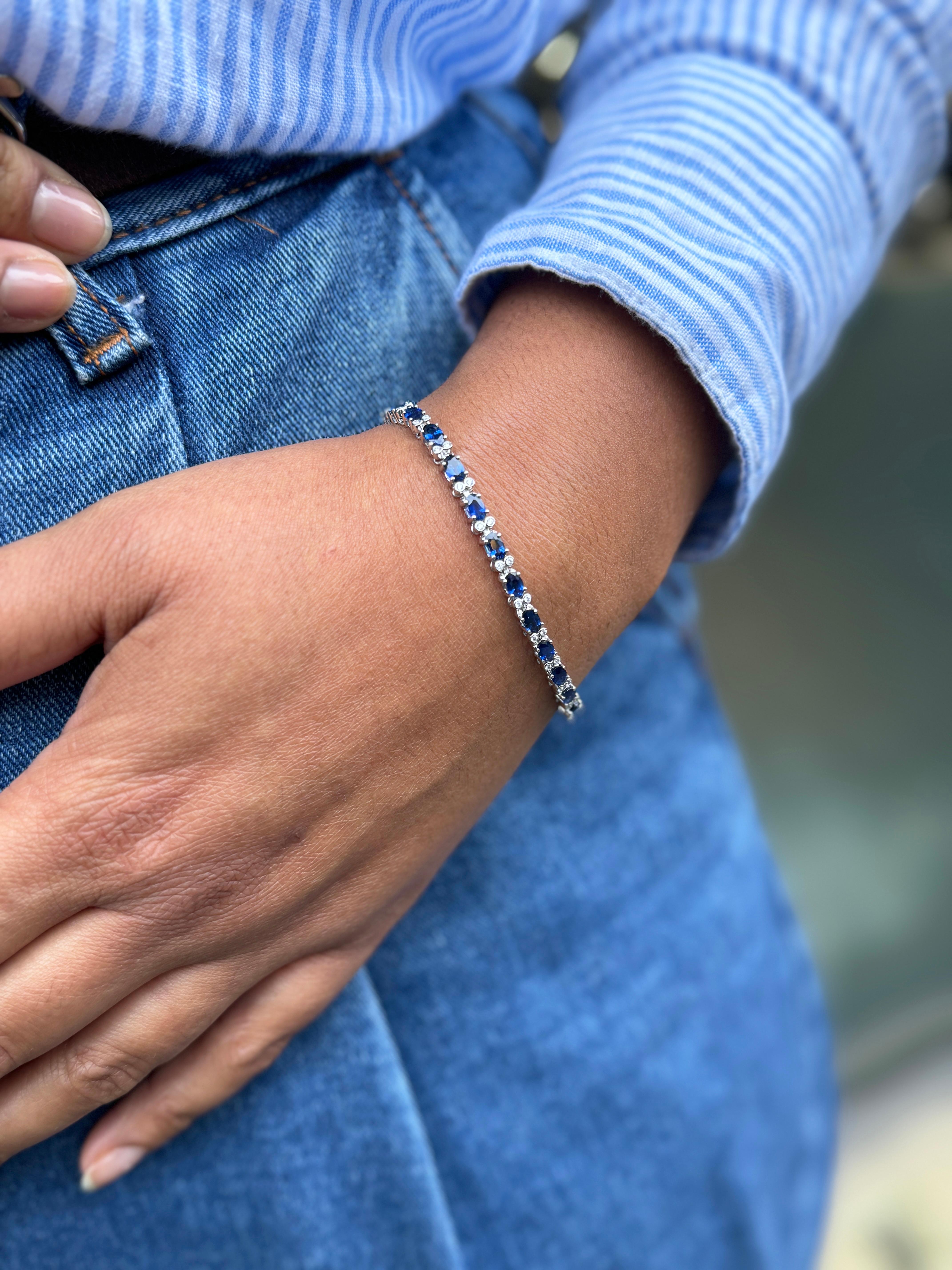 Bracelet tennis en or blanc 18 carats, saphir bleu ovale et diamants 1