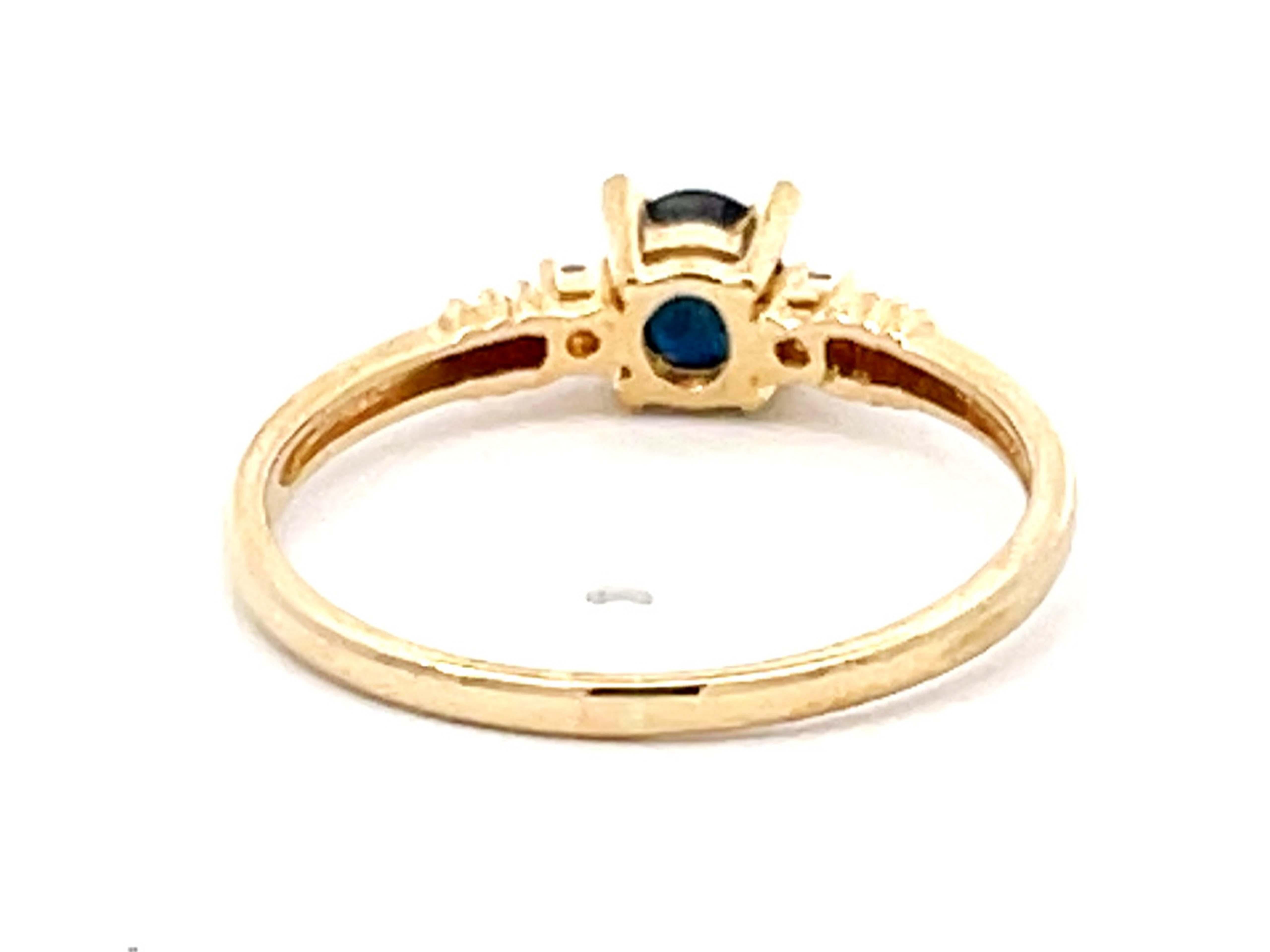 Oval Blue Sapphire and Diamond Stackable Ring in 14k Yellow Gold For Sale 1