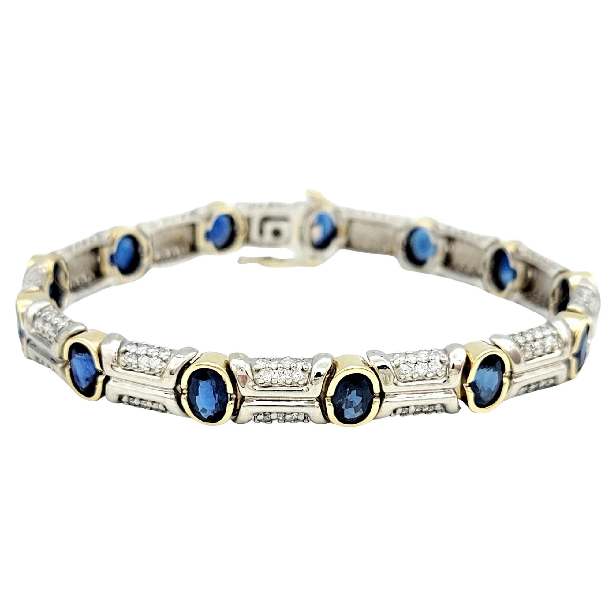 Tennisarmband aus zweifarbigem 14 Karat Gold mit ovalem blauem Saphir und Diamanten