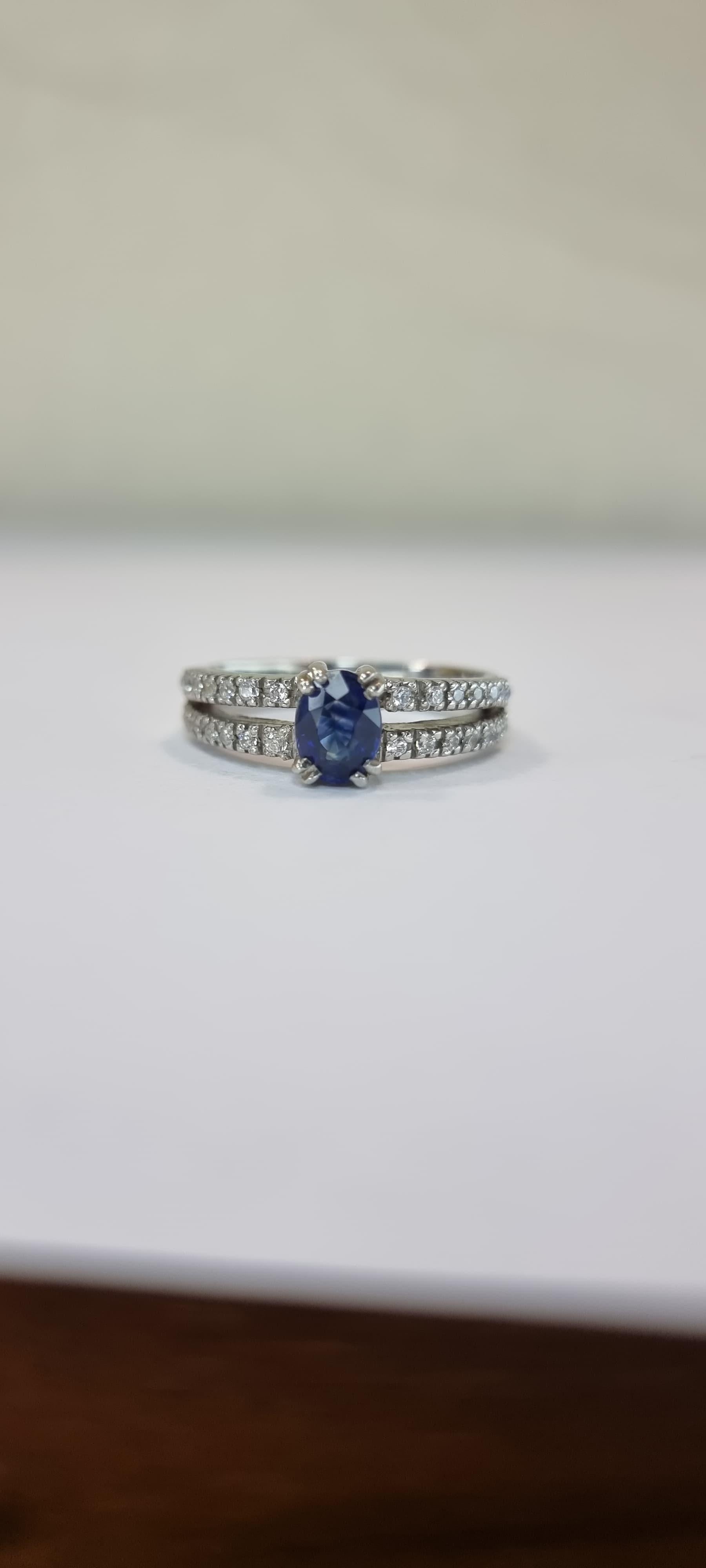 Oval Blue Sapphire and Zircon Engagement Ring with Distinctive Double Band For Sale 8