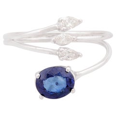 Anello d'autore con zaffiro blu ovale, diamante perlato, oro bianco 10 carati Gioielli