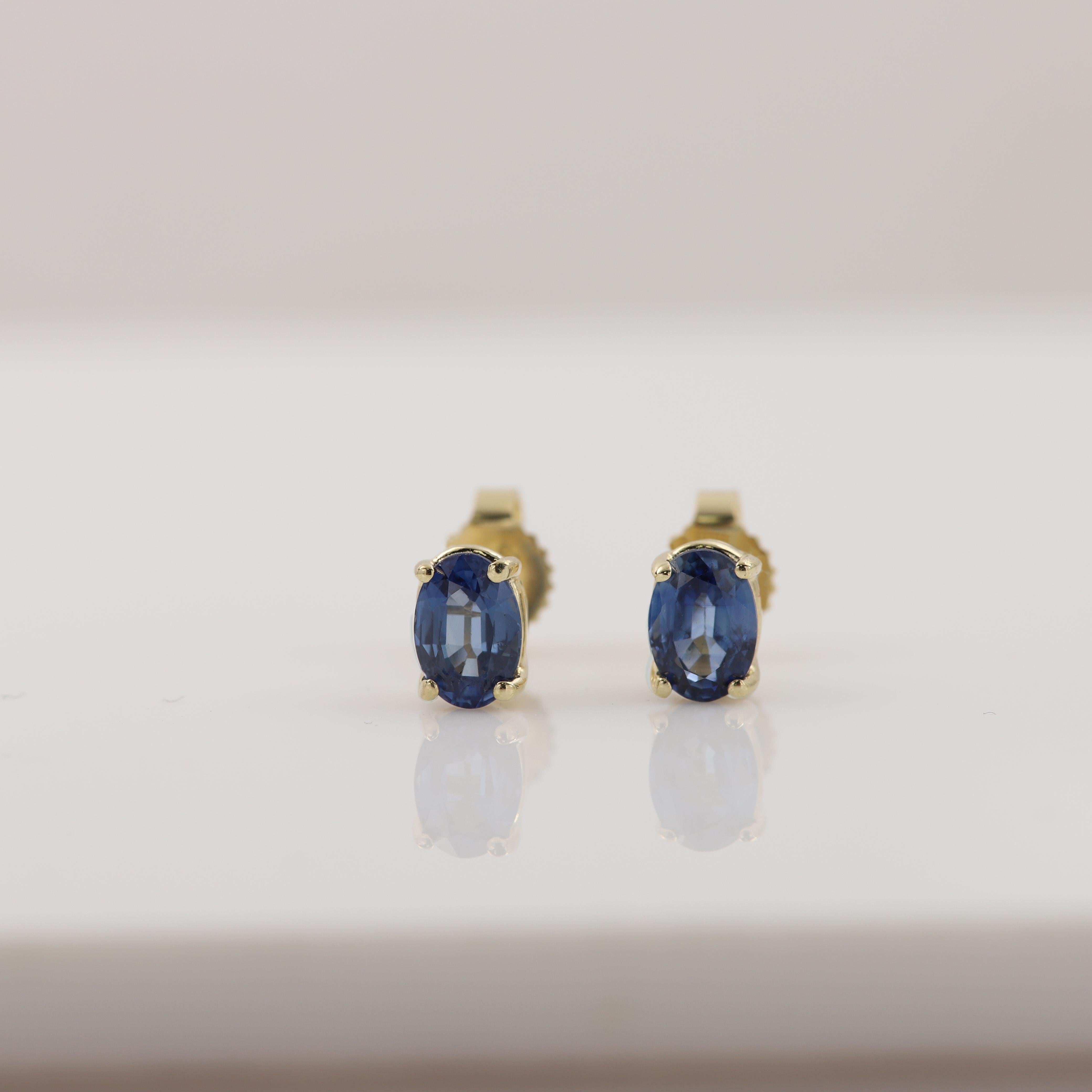 Oval Blue Sapphire Earring Studs 6 x 4 Natural Sapphire 14 Karat Yellow gold For Sale 5