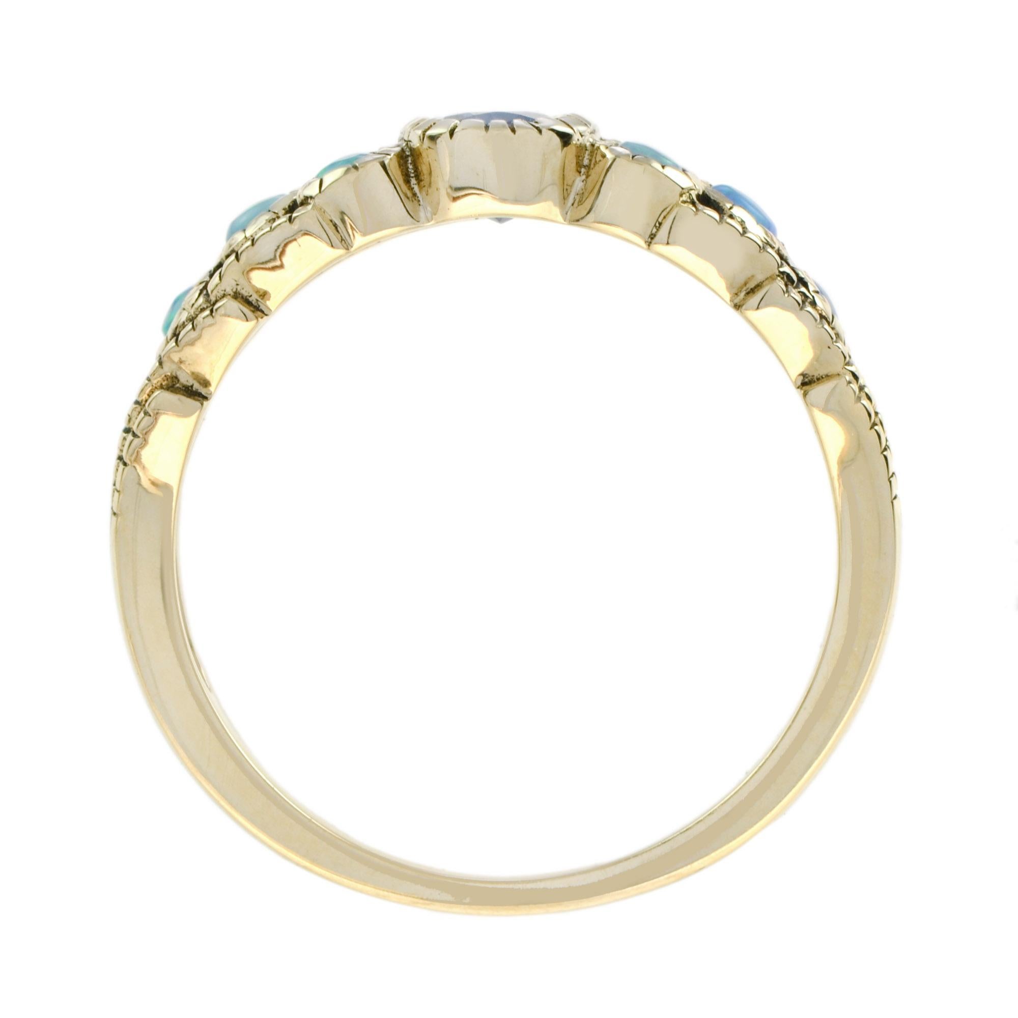 Bague en or jaune, saphir bleu ovale et opale, style antique et inspiré du vintage Pour femmes en vente