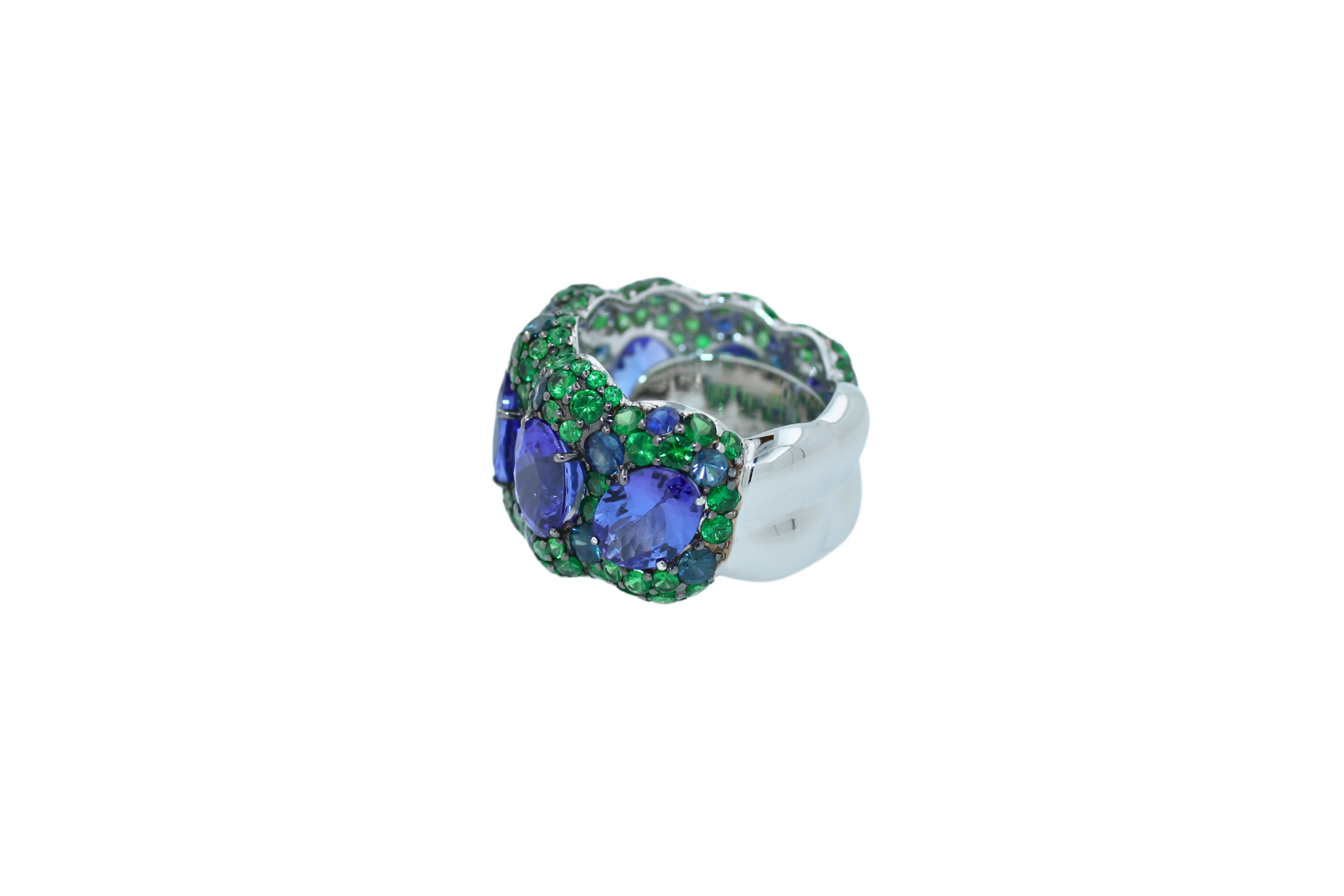 Women's or Men's Oval Blue Tanzanite Green Tsavorite Sapphire Pave Dome 18 Karat White Gold Ring For Sale