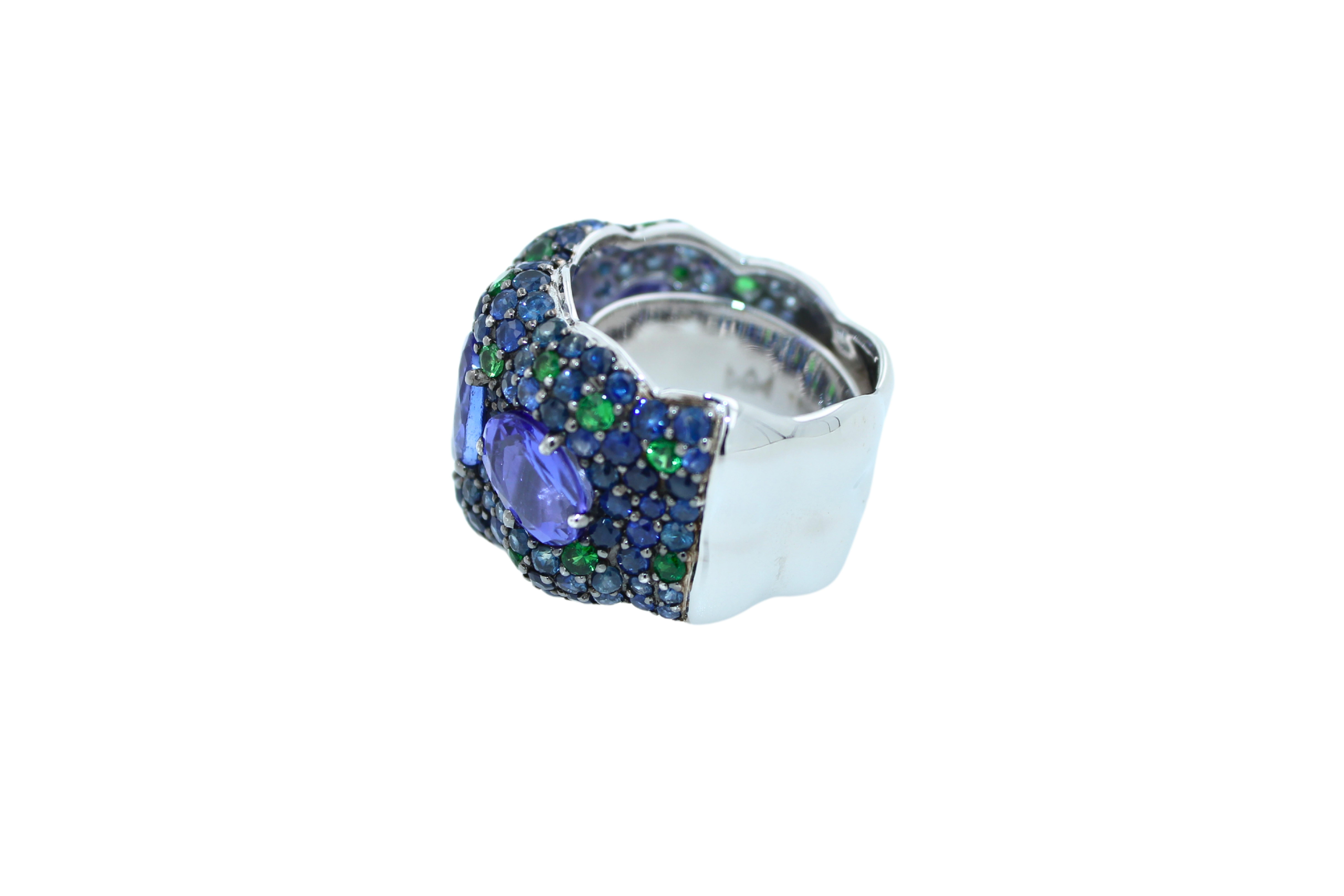Oval Blue Tanzanite Green Tsavorite Sapphire Pave Dome 18 Karat White Gold Ring For Sale 1