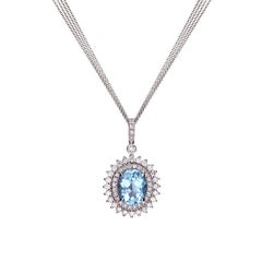 Ovaler Blautopas 3,19 Karat Anhänger Halskette 18Kt Weißgold & Doppel Diamant Halo
