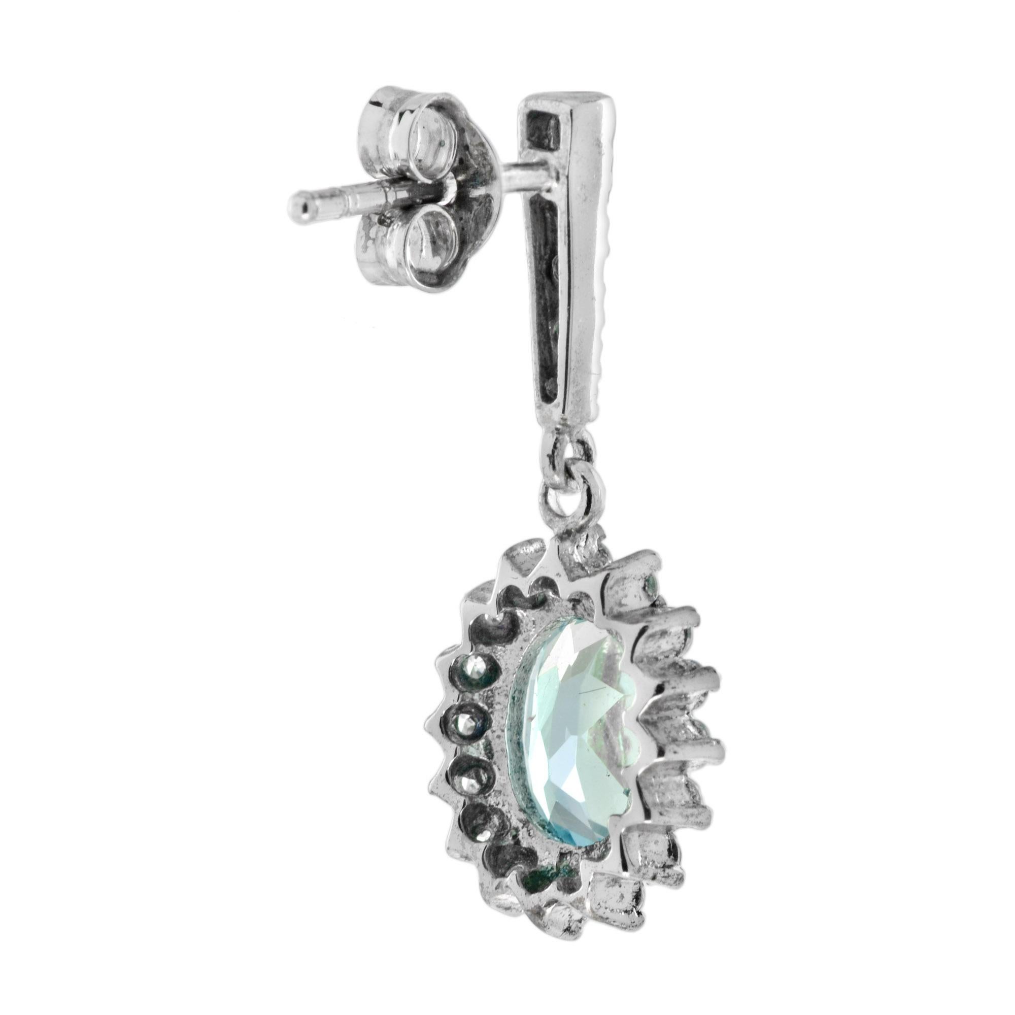 Oval Blue Topaz & Diamond Halo Drop 14K White Gold Drop Dangle Earrings (Ovalschliff) im Angebot