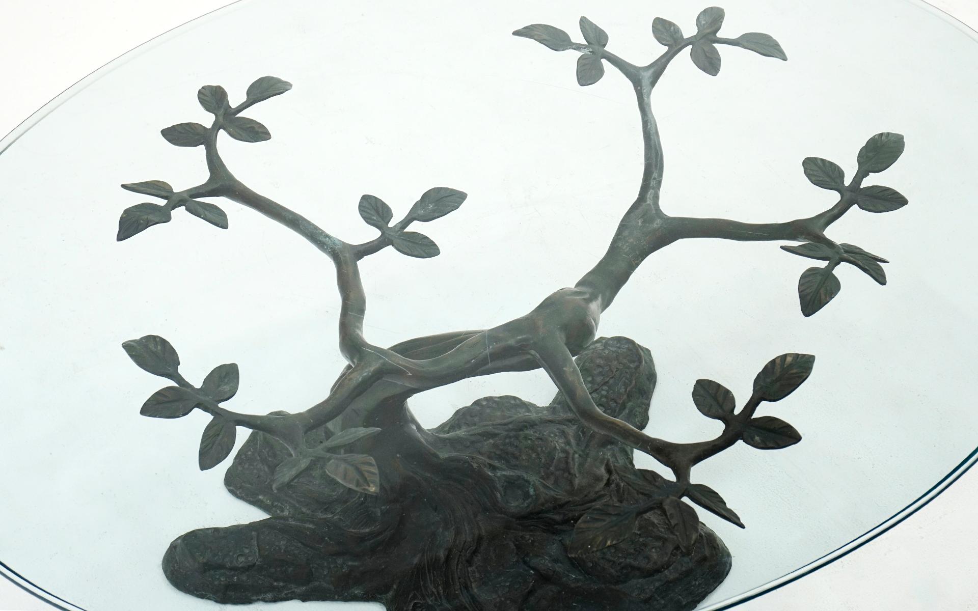Oval Bonsai Tree Coffee Table in Bronze and Glass by Willy Daro, Belgium, 1970s In Good Condition In Kansas City, MO