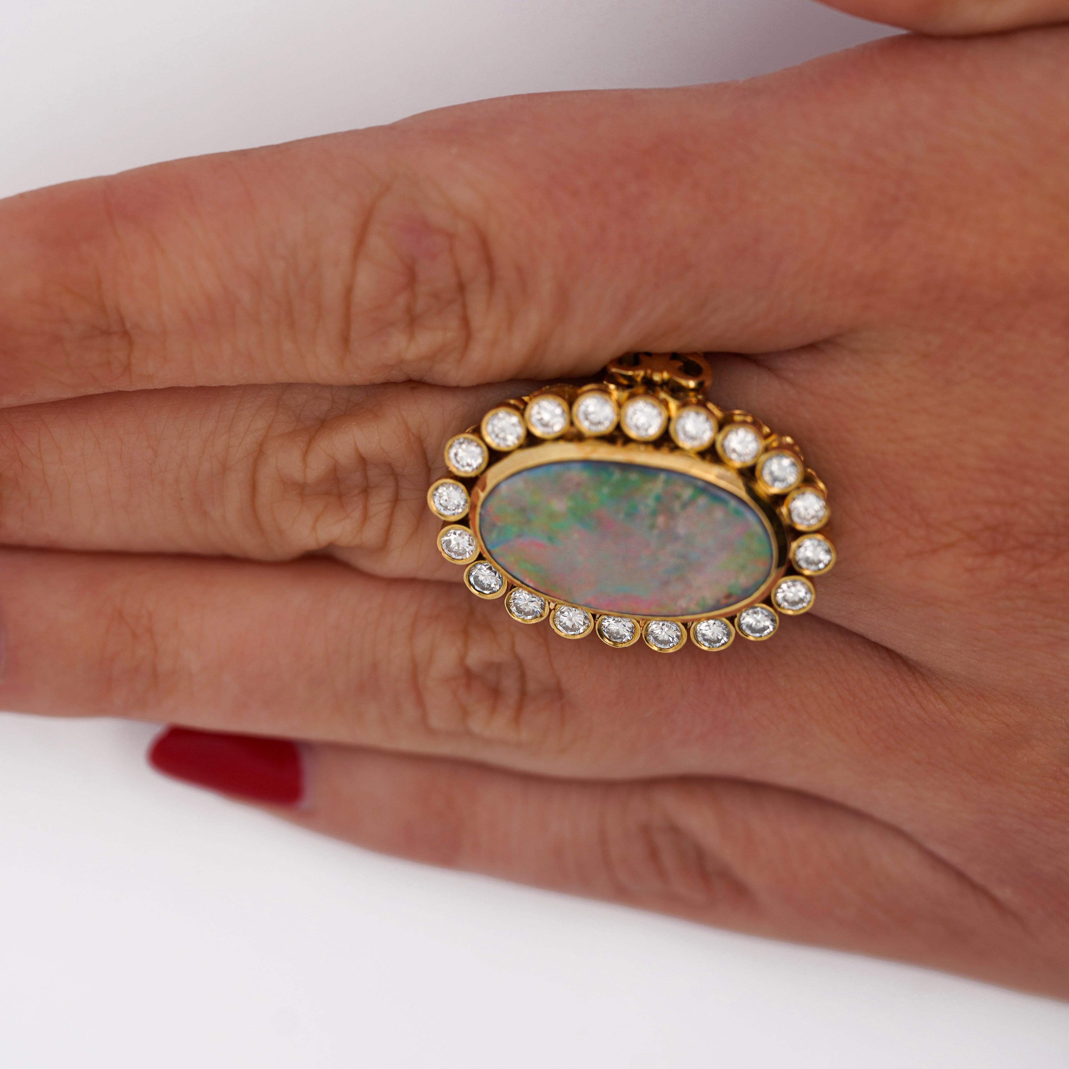 Oval Boulder Opal & 2 Carat Round Cut Diamond Halo 18K Gold Vintage Ring In Excellent Condition For Sale In Miami, FL