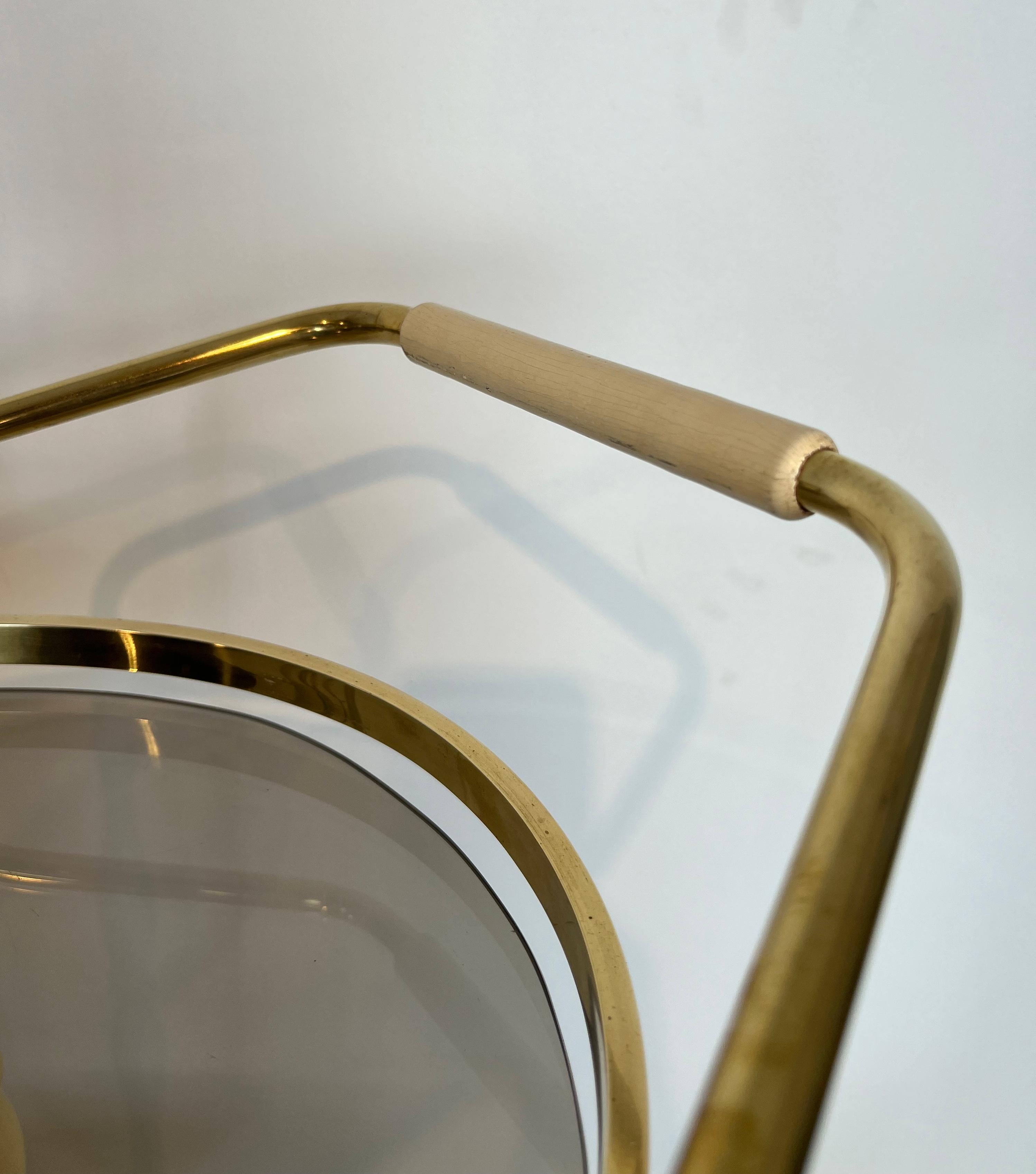 Oval Brass and Lacquered Wood Italian Drinks Trolley For Sale 7