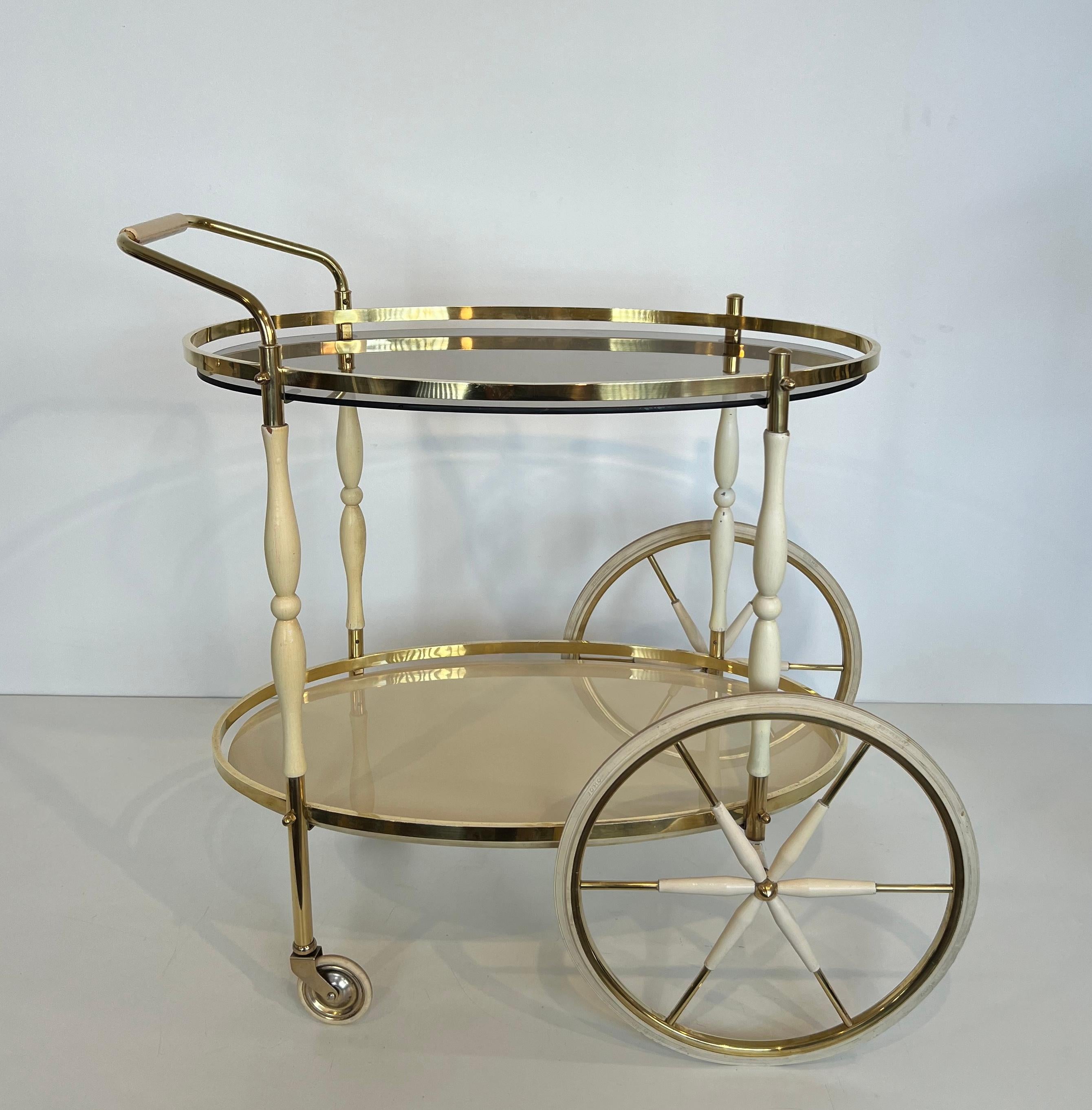 Oval Brass and Lacquered Wood Italian Drinks Trolley For Sale 9