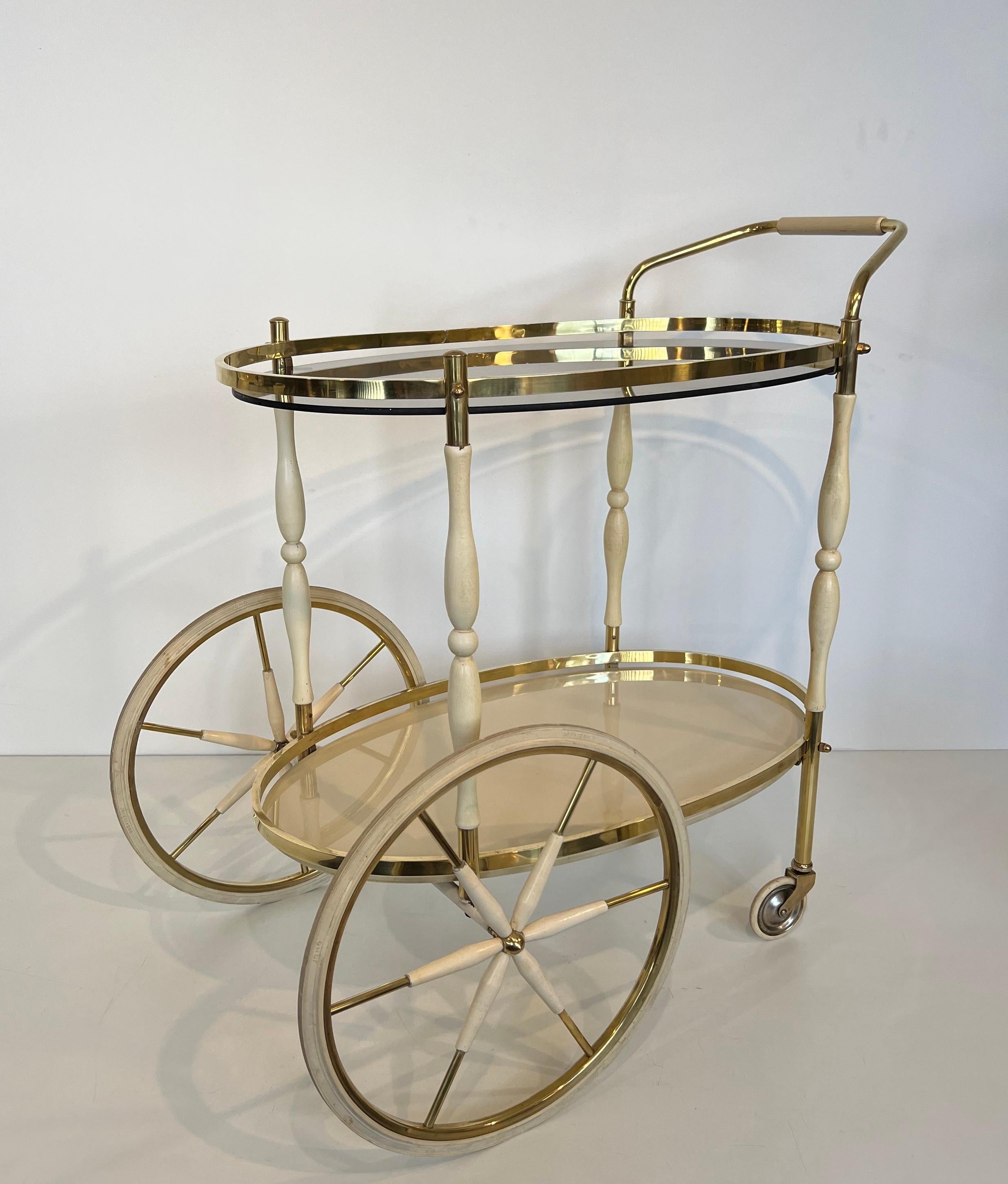 Oval Brass and Lacquered Wood Italian Drinks Trolley For Sale 11