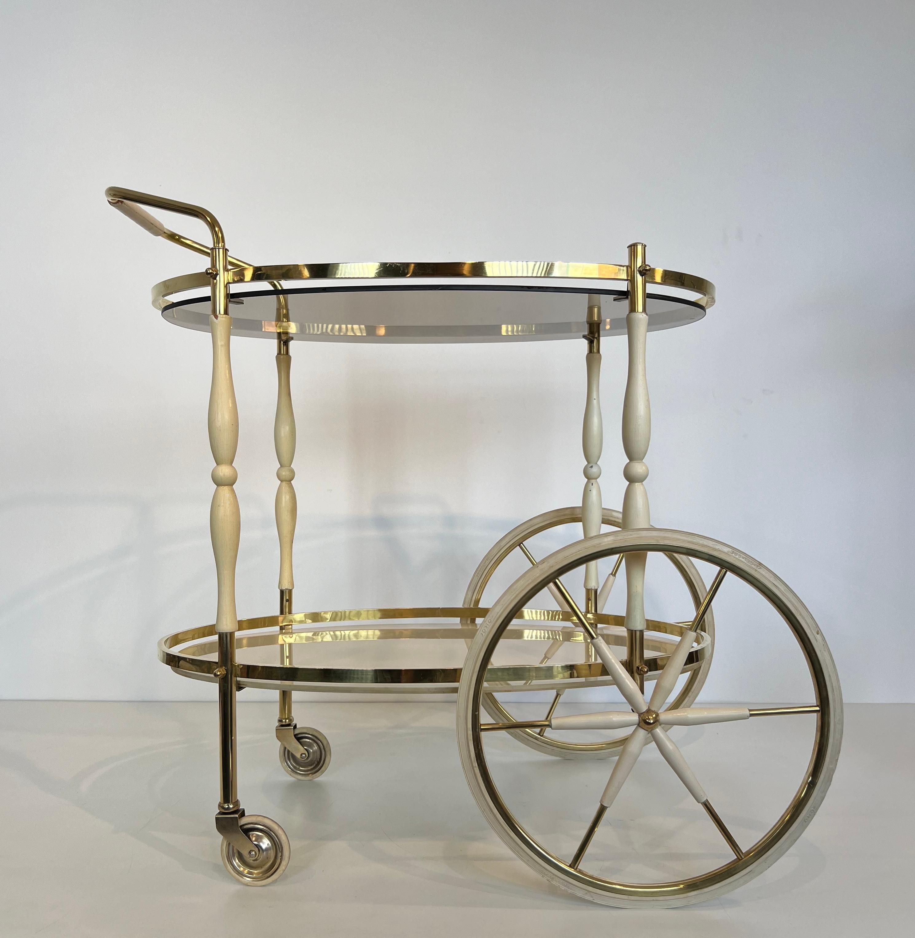 Oval Brass and Lacquered Wood Italian Drinks Trolley In Good Condition For Sale In Marcq-en-Barœul, Hauts-de-France