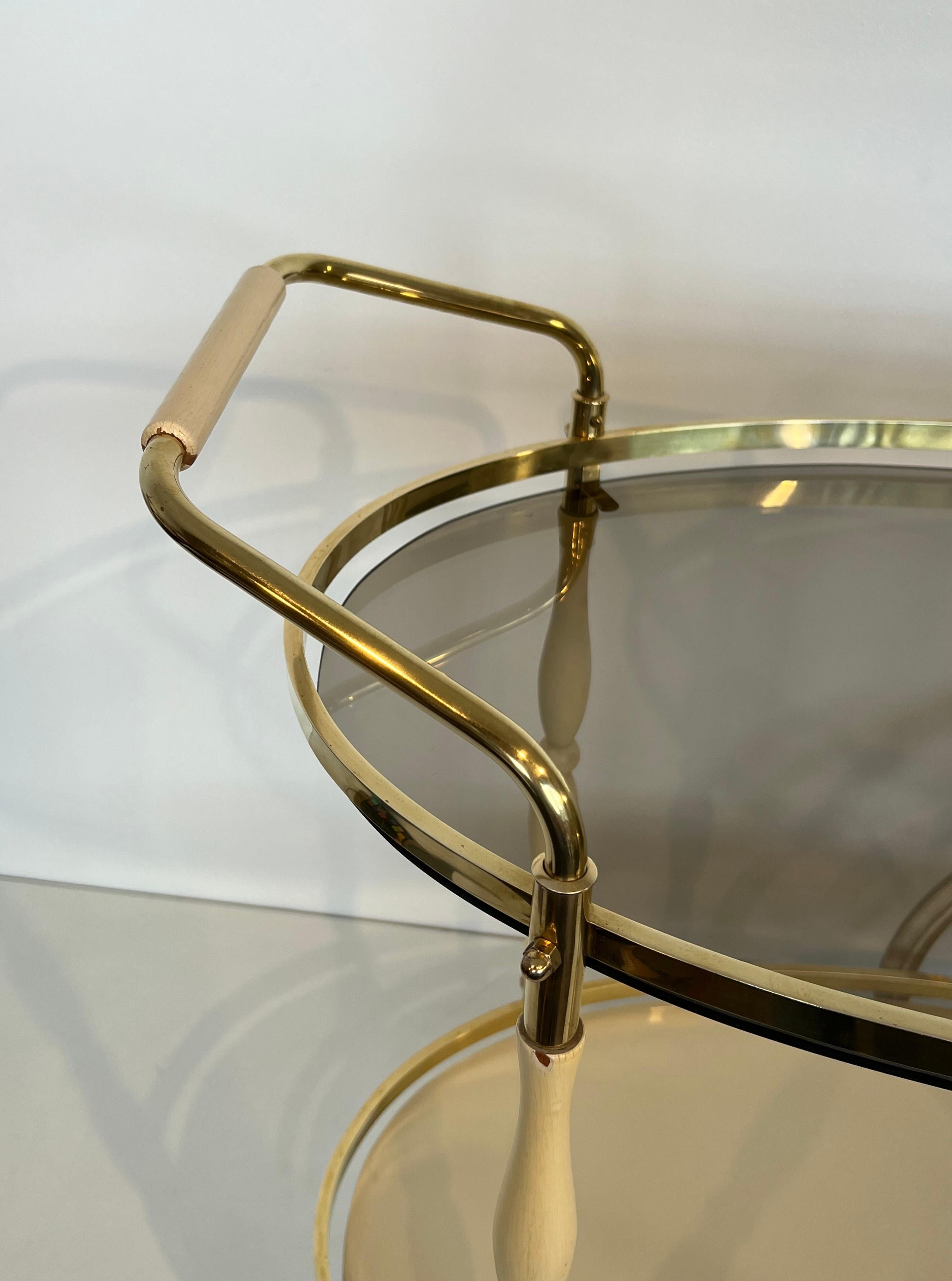 Oval Brass and Lacquered Wood Italian Drinks Trolley For Sale 1