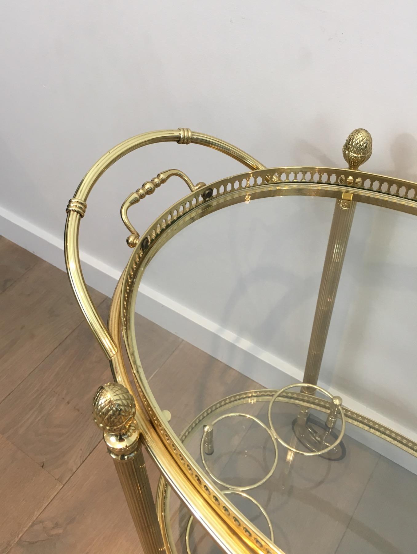 Oval Brass Drinks Trolley by Maison Bagués In Good Condition For Sale In Marcq-en-Barœul, Hauts-de-France