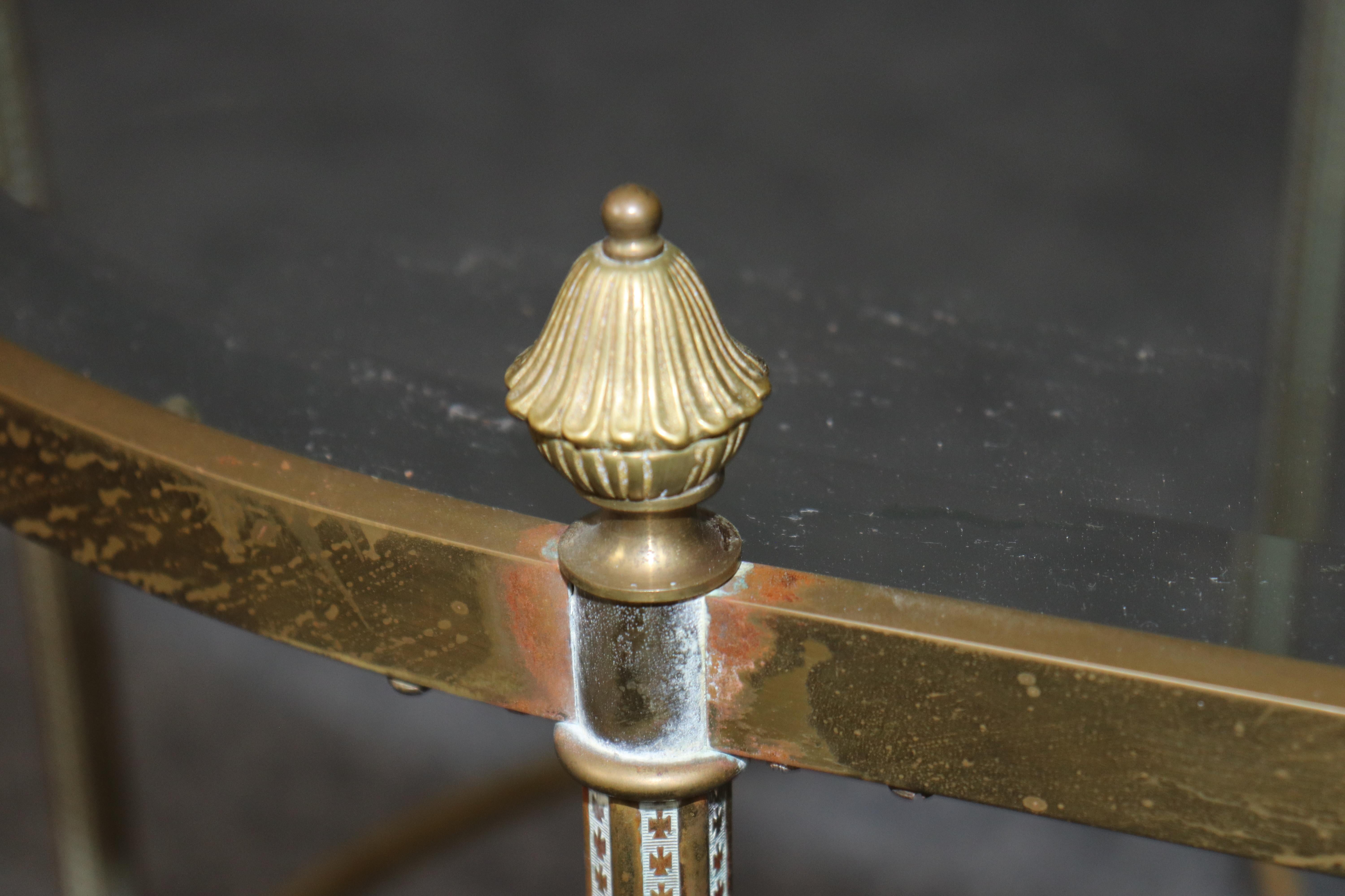 Laiton Table basse Directoire ovale en laiton de la Maison Jansen en vente