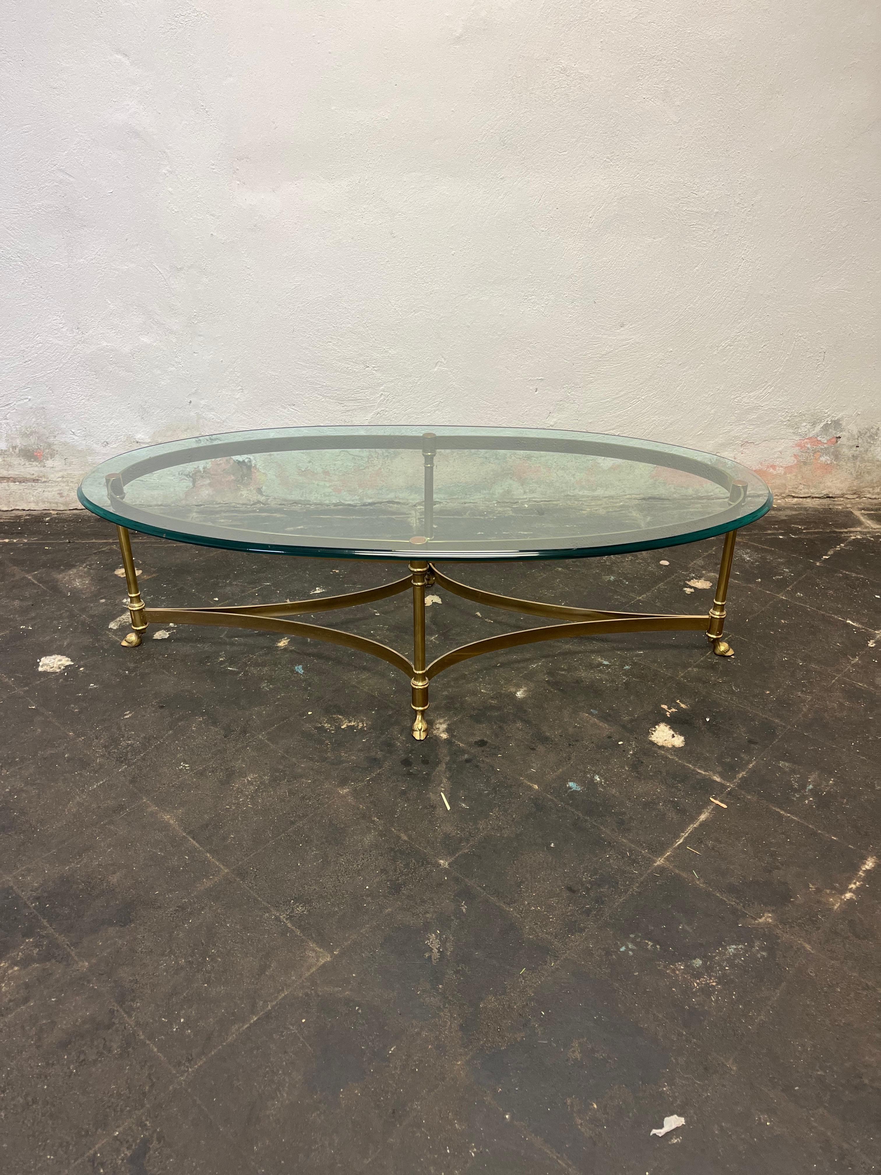 Classic LaBarge Italian brass coffee table in excellent condition. Nice mitered edge glass with wonderful patina on base.
Curbside to NYC/Philly $450