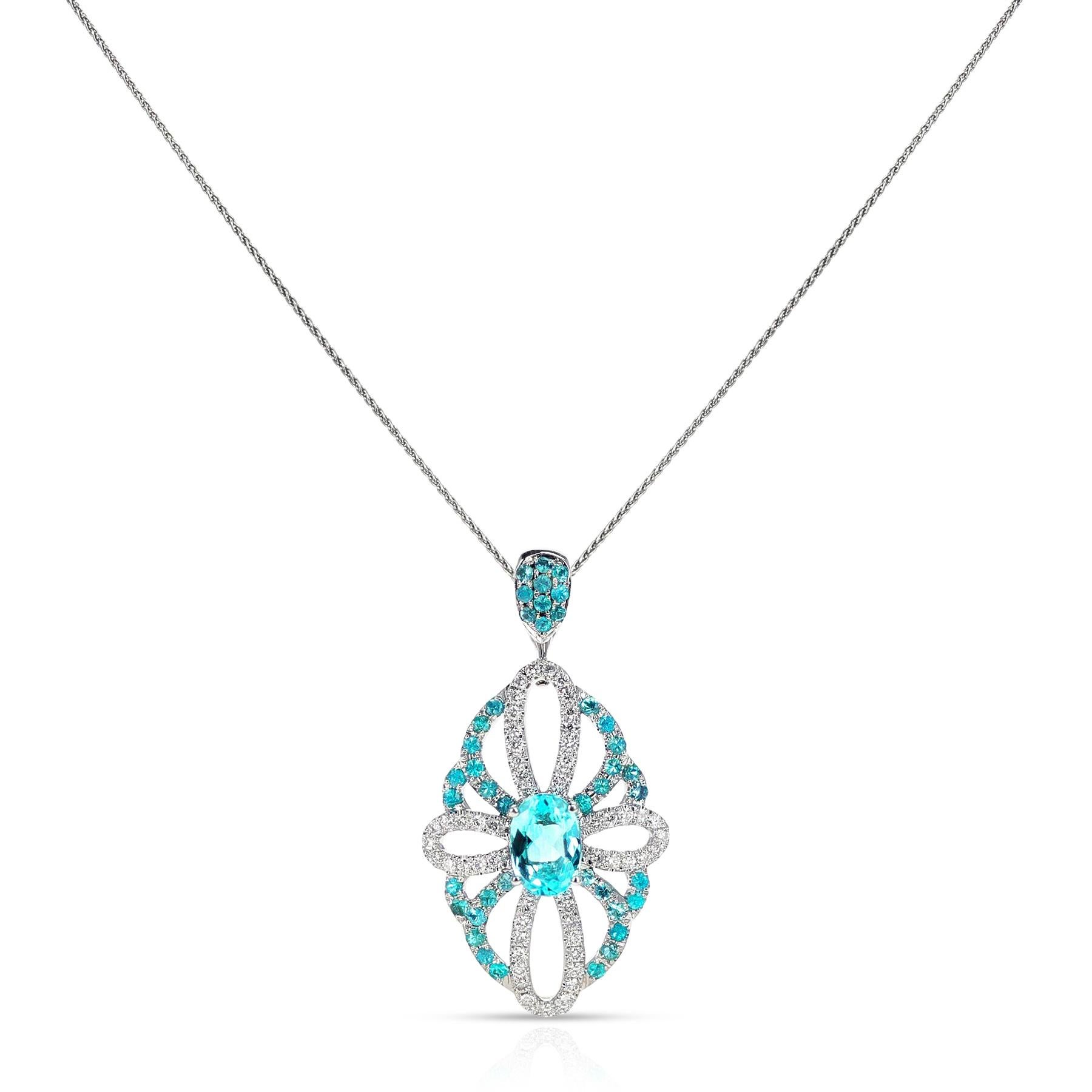 Ovaler brasilianischer Paraiba-Turmalin-Anhänger mit Diamanten, 18k (Ovalschliff) im Angebot