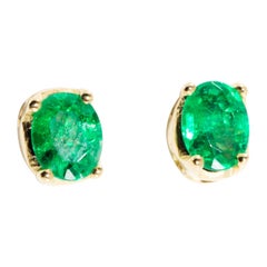 Oval Bright Natural Green Emerald Vintage Stud Earrings in 18 Carat Yellow Gold