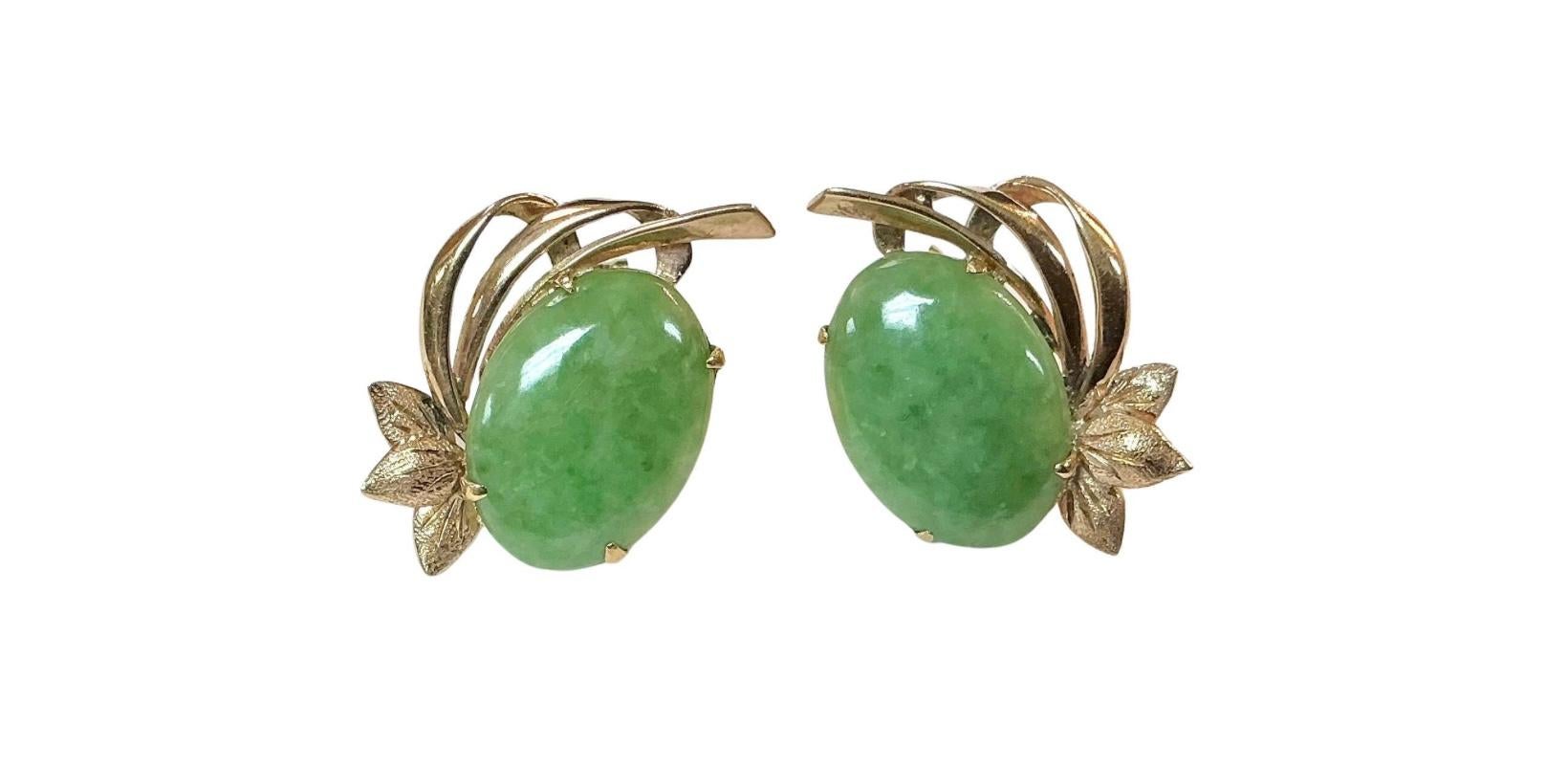 Oval Cabochon Cut Jadeite Earrings, 14K Yellow Gold For Sale 2
