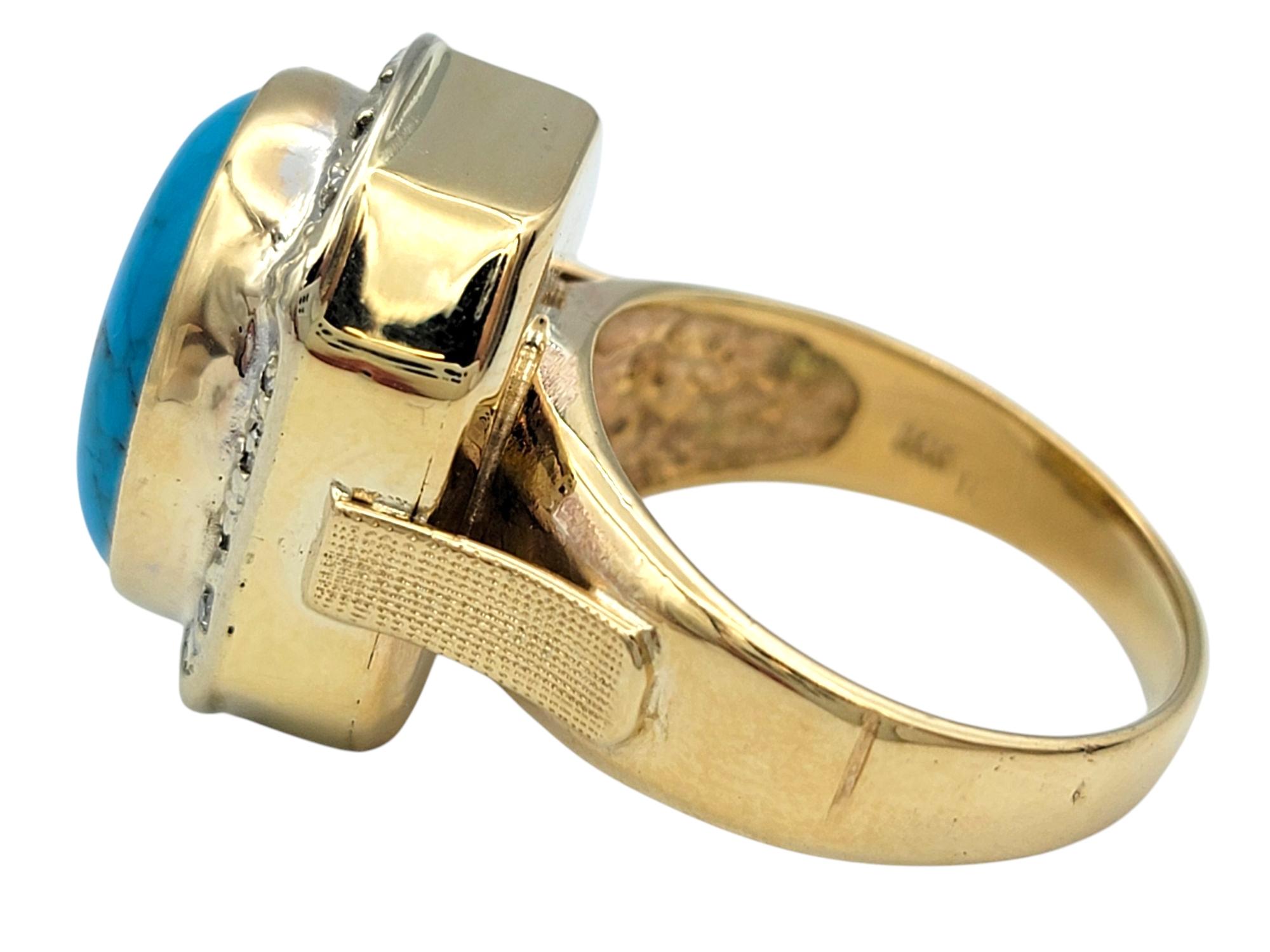 Bague cocktail en or jaune 14 carats avec turquoise ovale taillée en cabochon et diamants Bon état - En vente à Scottsdale, AZ