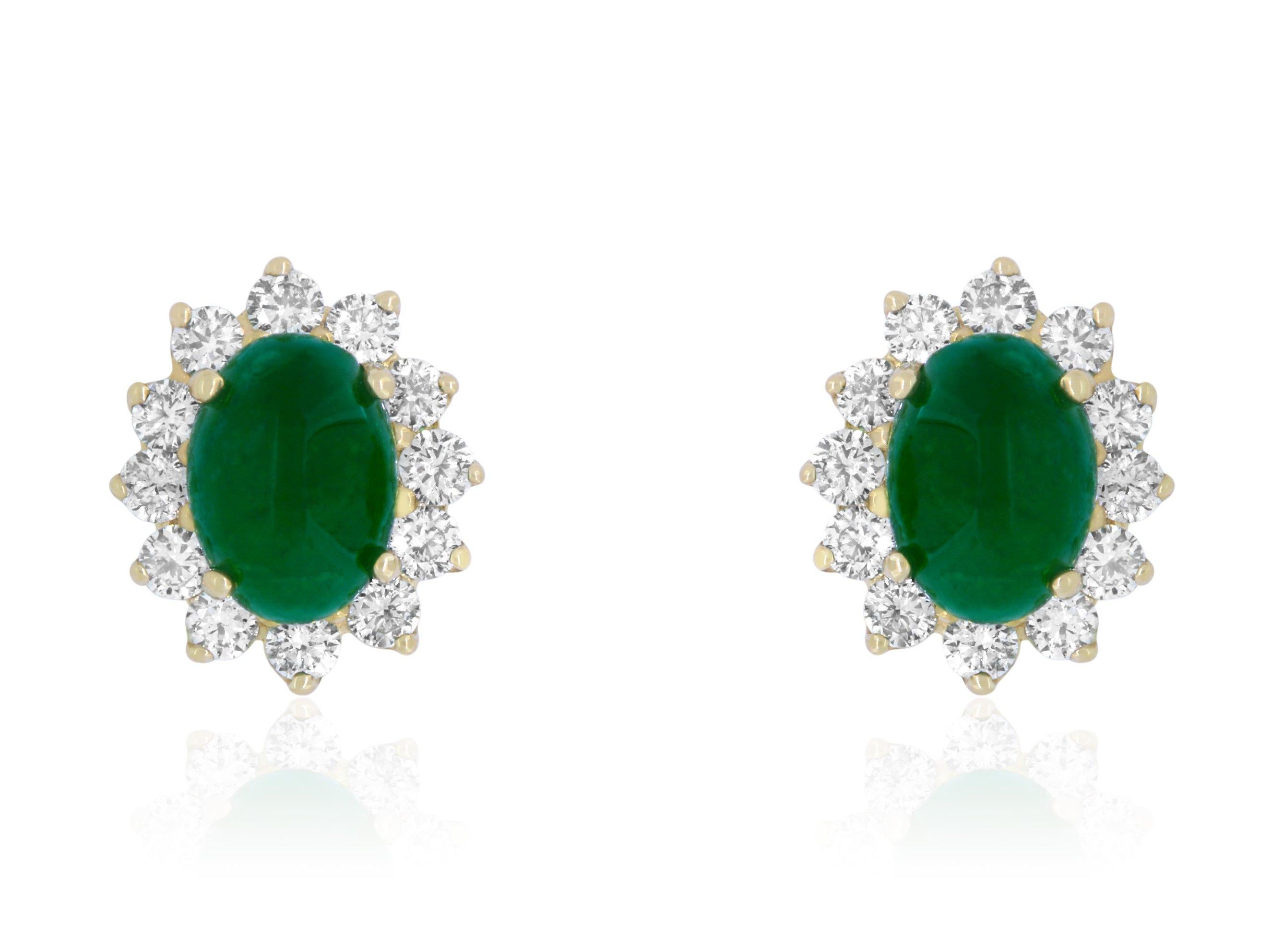 Contemporary Oval Cabochon Emerald and White Diamond Stud Earring in Yellow Gold