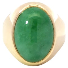 Vintage Oval Cabochon Green Jade Ring 14K Yellow Gold