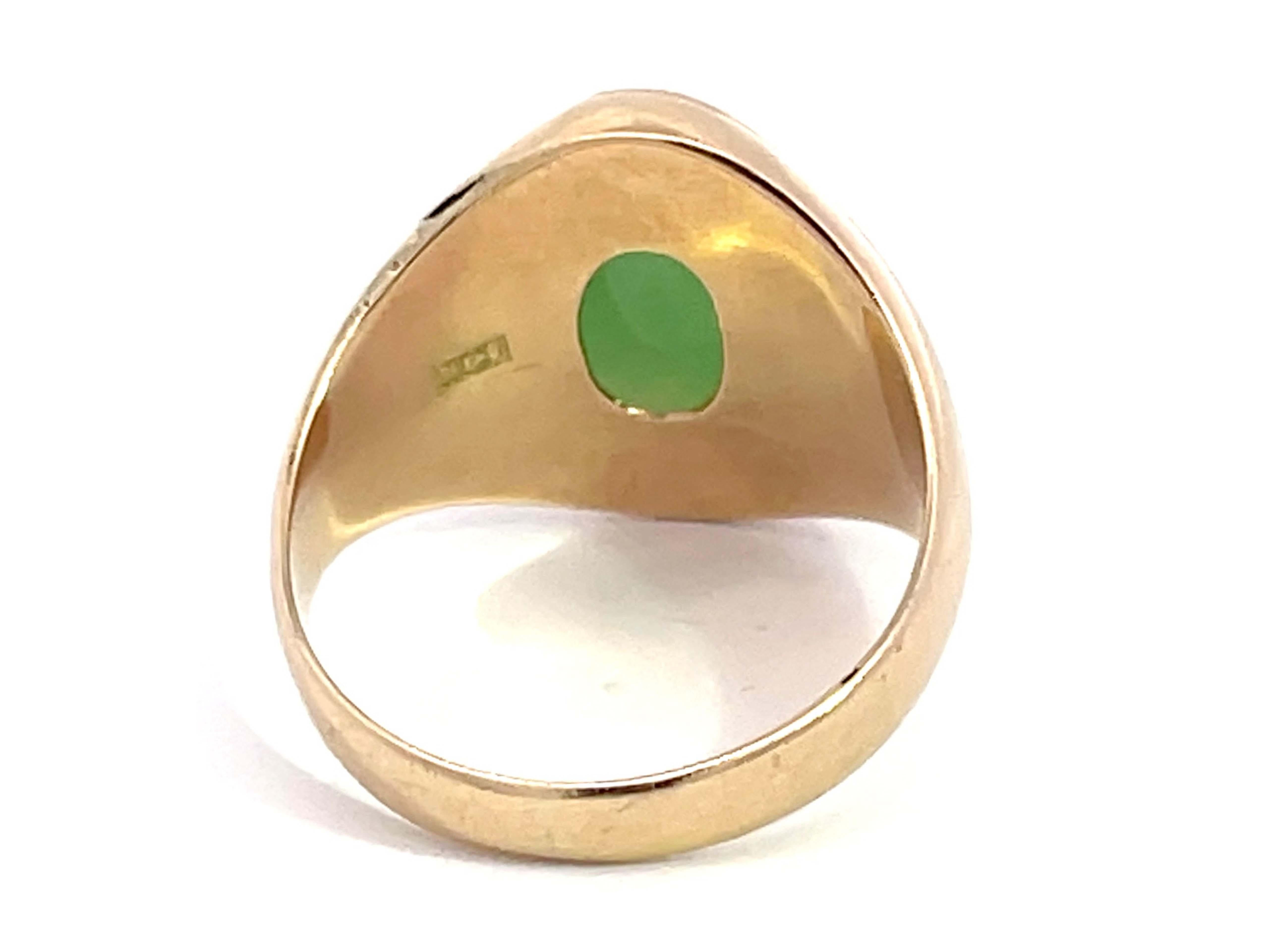 Women's Oval Cabochon Green Jade Ring with Triangle Design Shoulders in 14k Yellow Gold For Sale