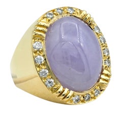 Oval Cabochon Light Purple Jade Cocktail Ring with Diamonds in 18 Karat Gold