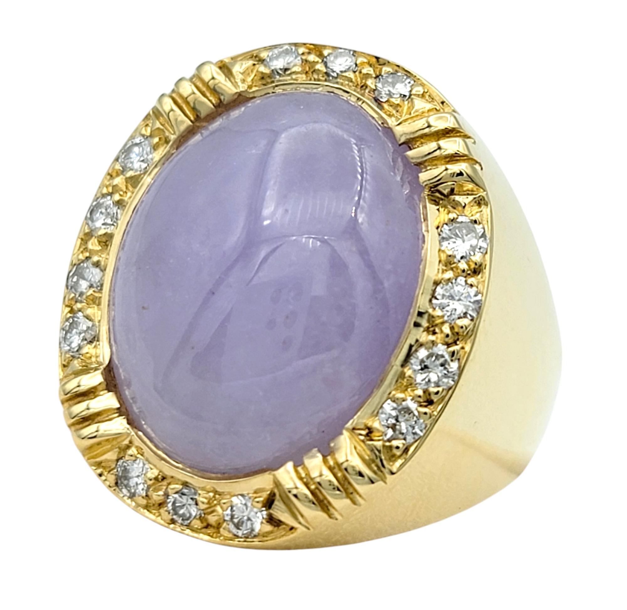 Oval Cabochon Light Purple Jade Cocktail Ring with Diamonds in 18 Karat Gold In Good Condition For Sale In Scottsdale, AZ