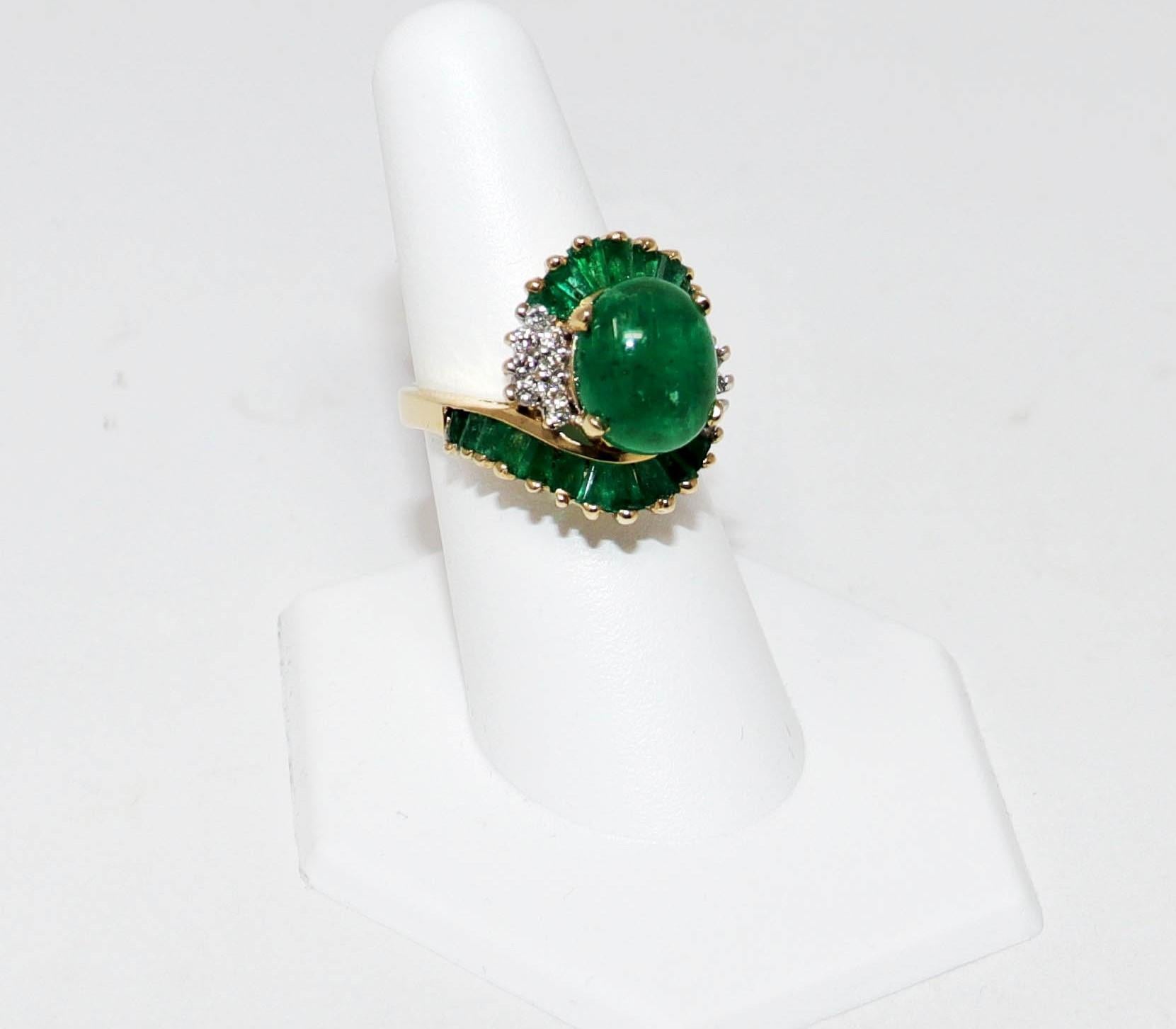Oval Cabochon Natural Beryl Emerald and Diamond Bypass Ring 14 Karat Yellow Gold For Sale 3
