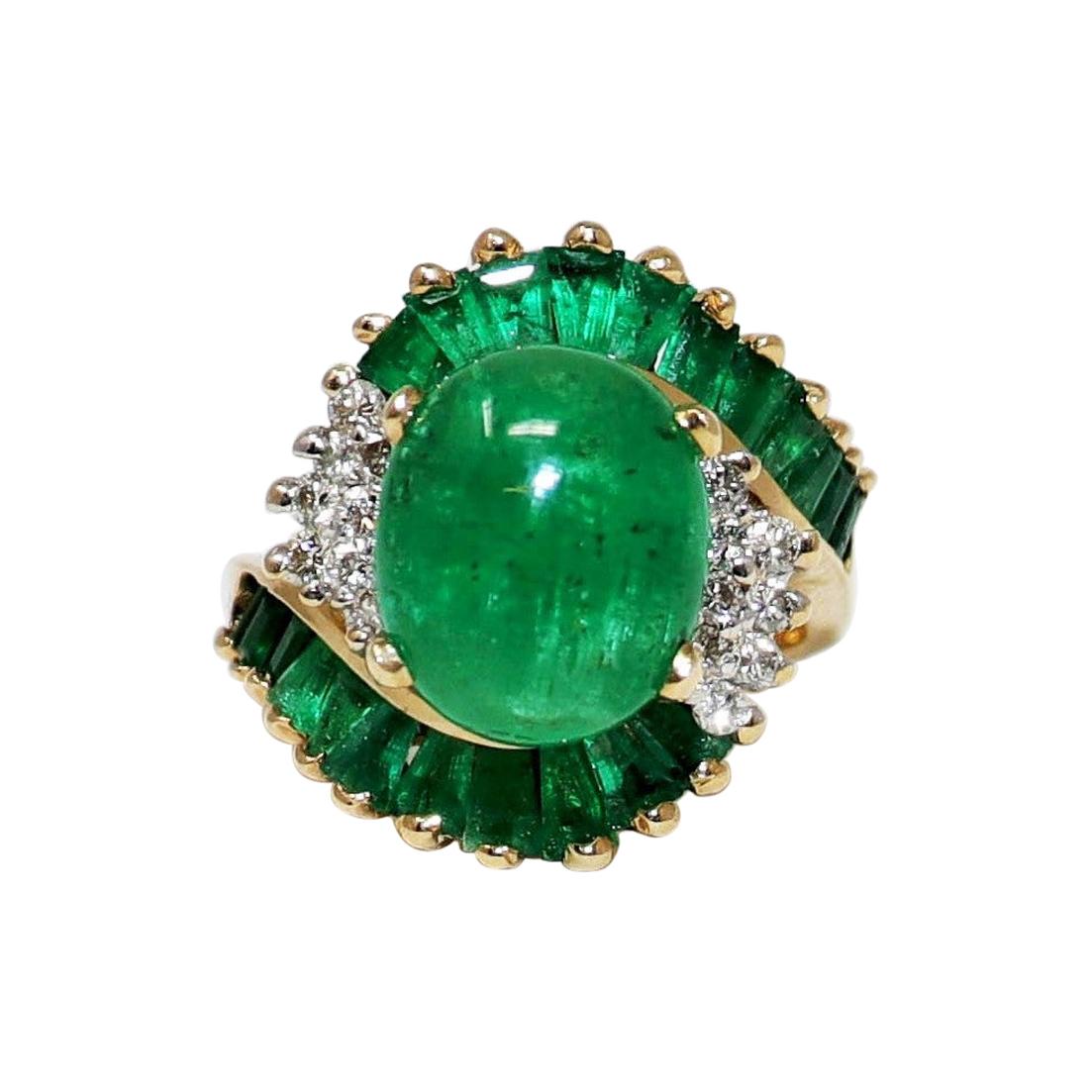 Ovaler Cabochon Natürlicher Beryll Smaragd und Diamant Bypass Ring 14 Karat Gelbgold