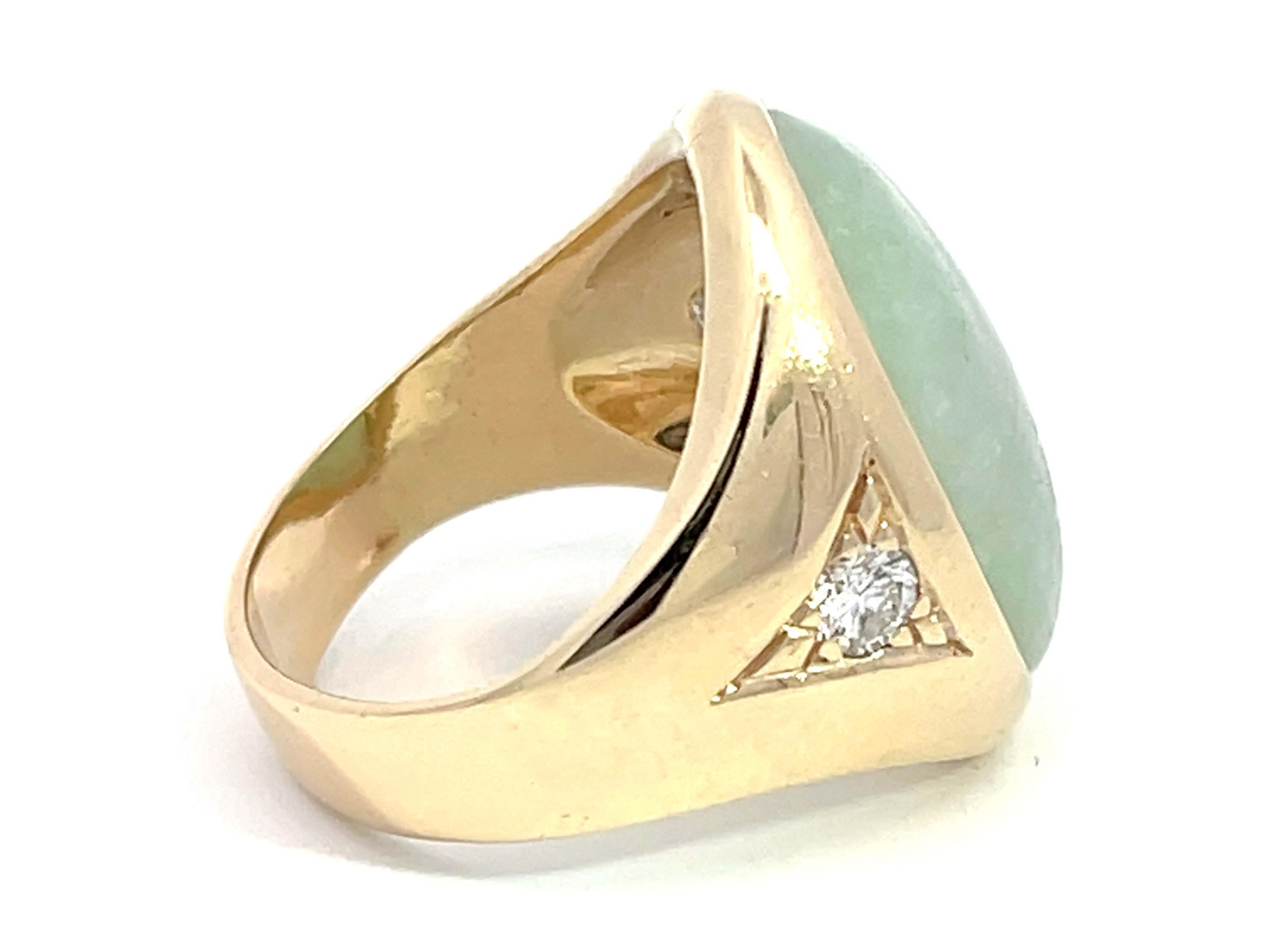 Modern Oval Cabochon Pale Green Jade and Diamond Ring in 14k Yellow Gold For Sale