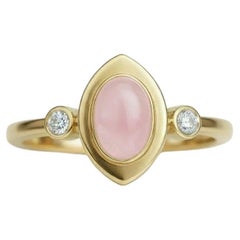 Oval Cabochon rosa Quarz 14k Gold Ring