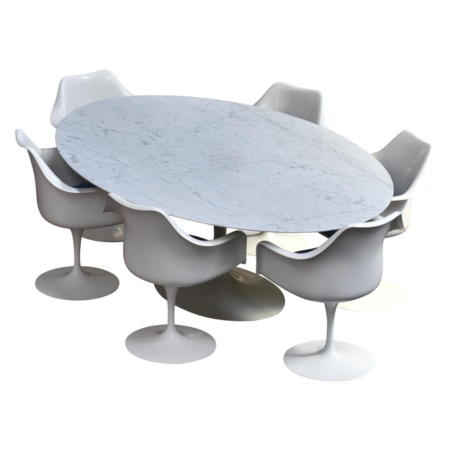 Oval Carrara Marble Dining Table by Eero Saarinen for Knoll 1