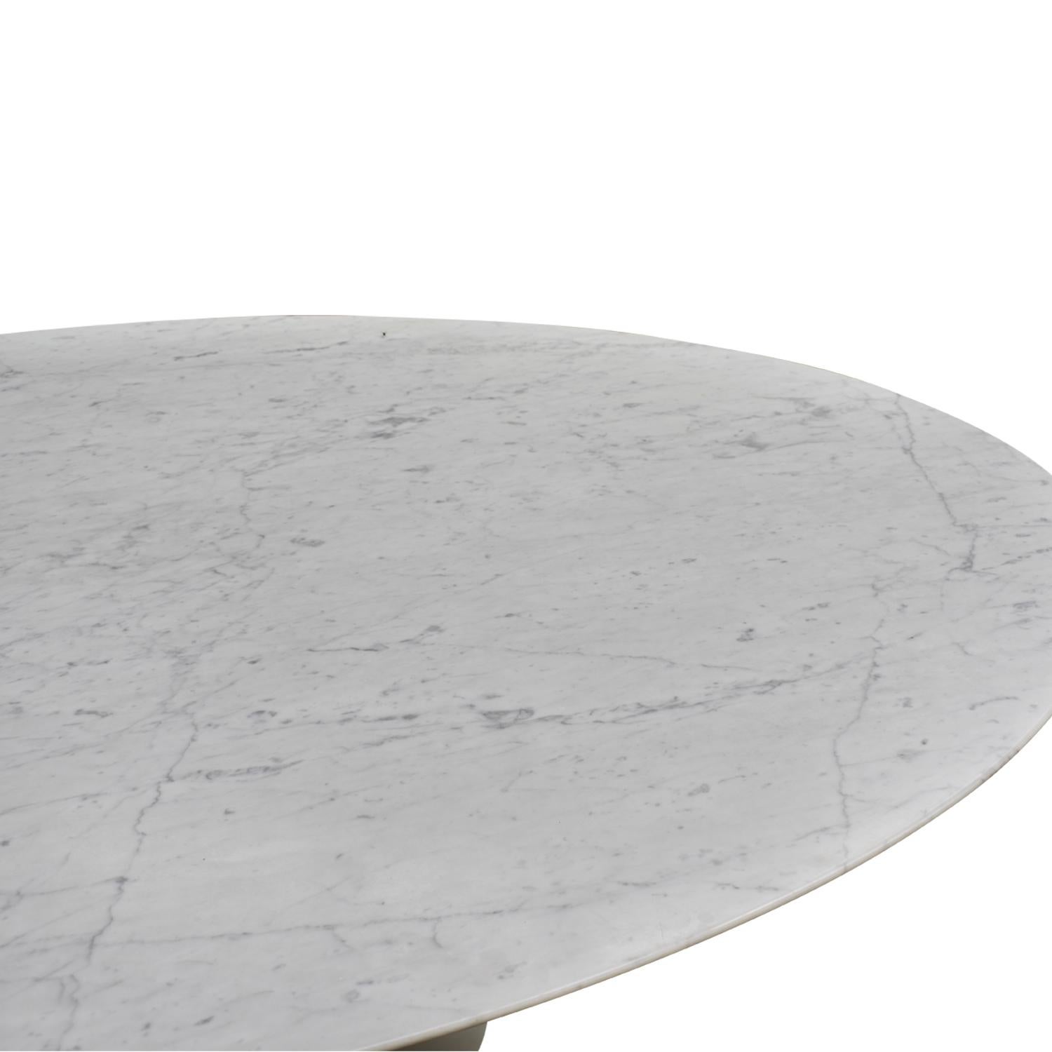 American Oval Carrara Marble Dining Table by Eero Saarinen for Knoll