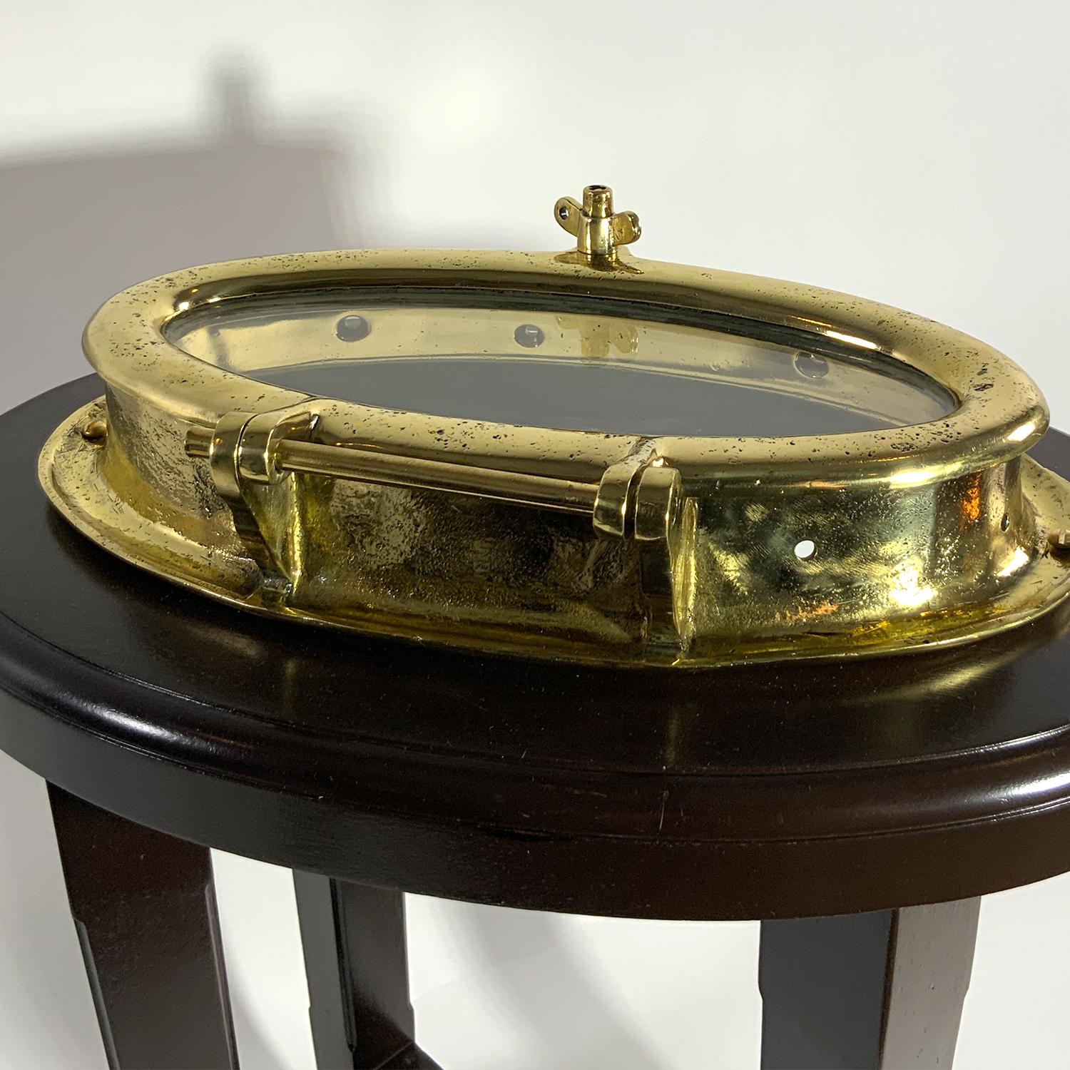 Ovaler Katzenboot-Porthole-Tisch (Frühes 20. Jahrhundert) im Angebot
