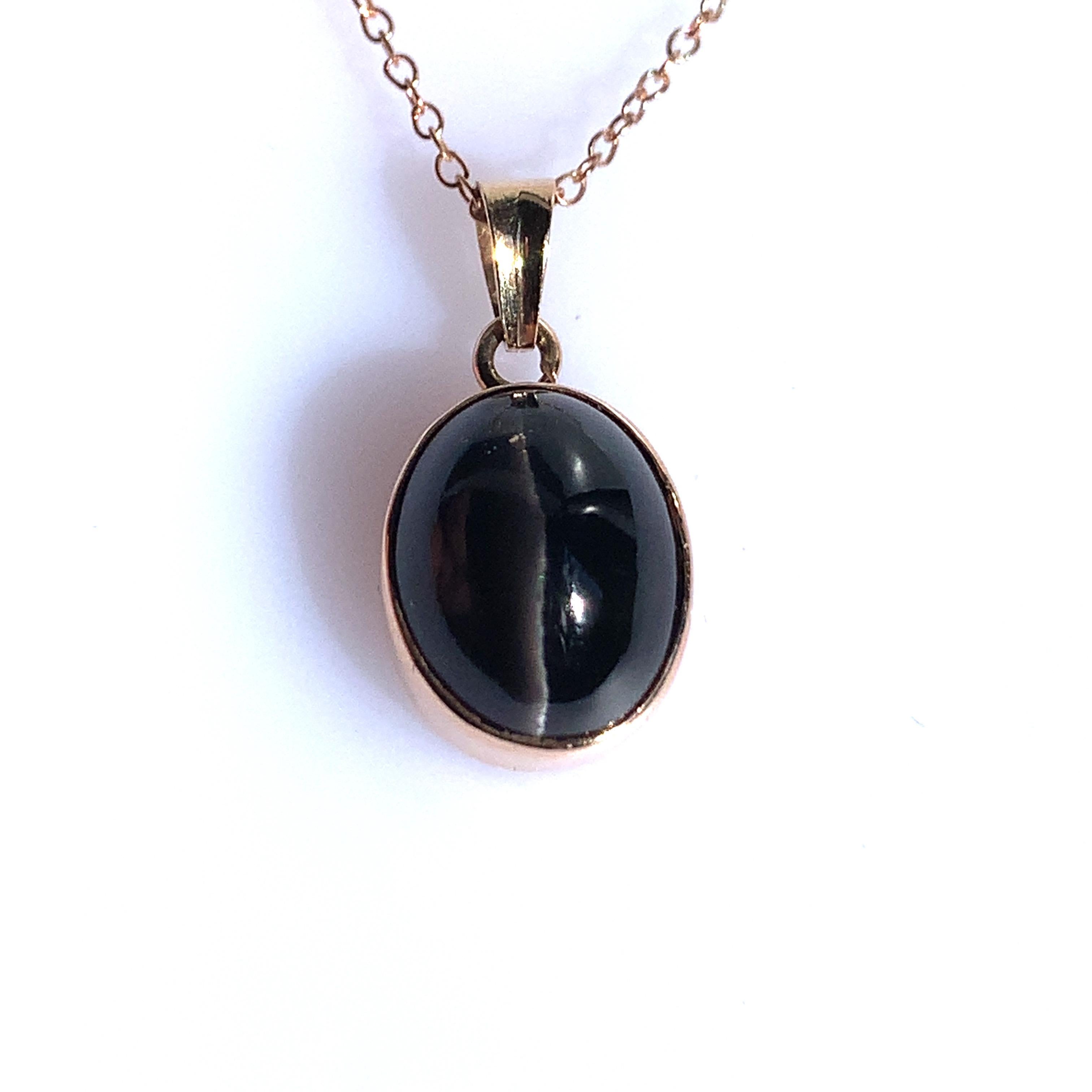 Oval Cat’s Eye 14K Yellow Gold Pendant For Sale 2
