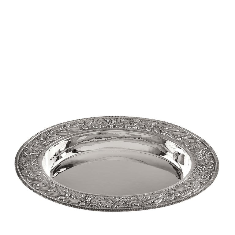 Oval Centerpiece with Grapes and Olives For Sale at 1stdibs