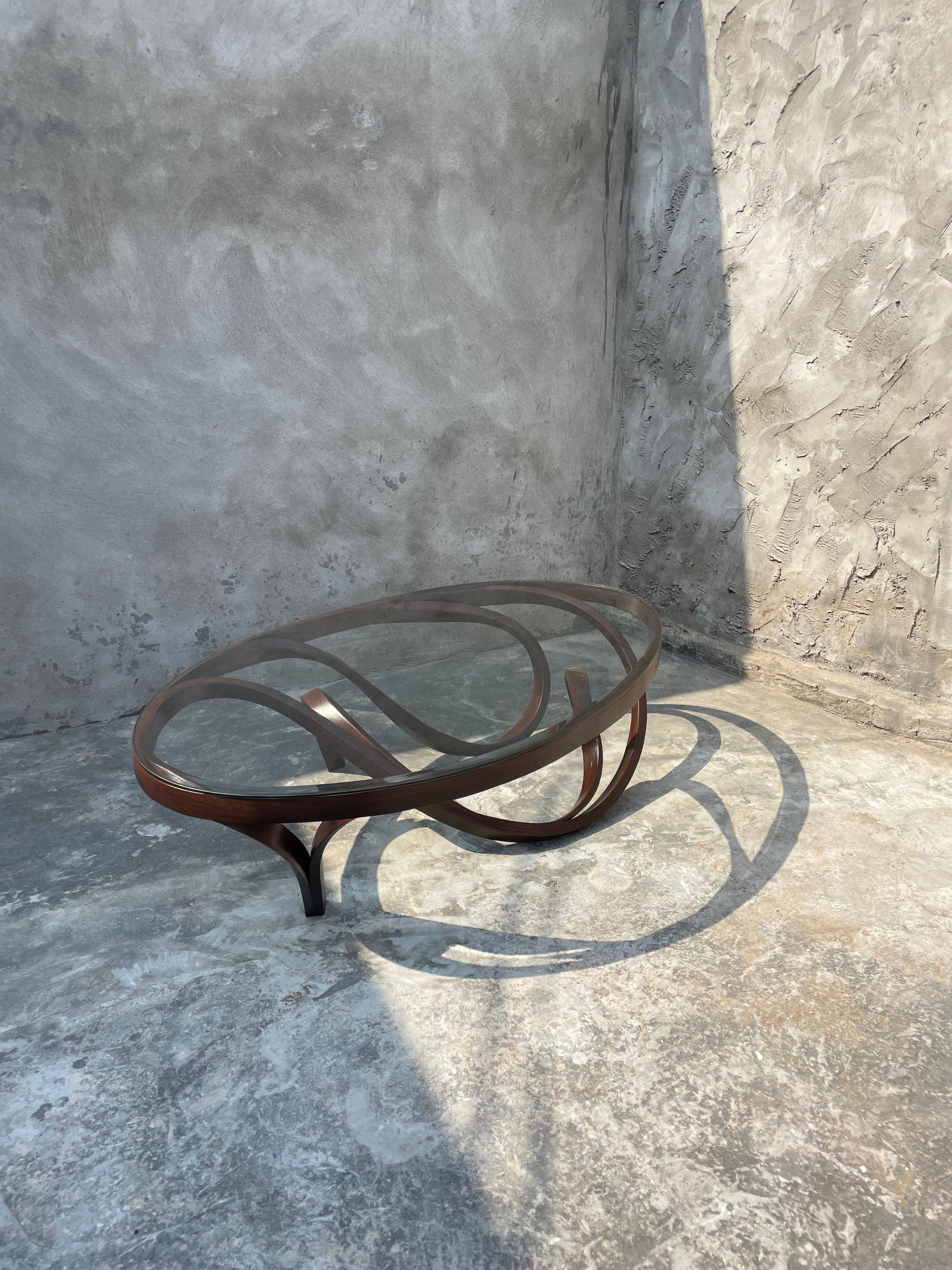 Oval, Centre Table by Raka Studio In New Condition For Sale In Cape Girardeau, MO