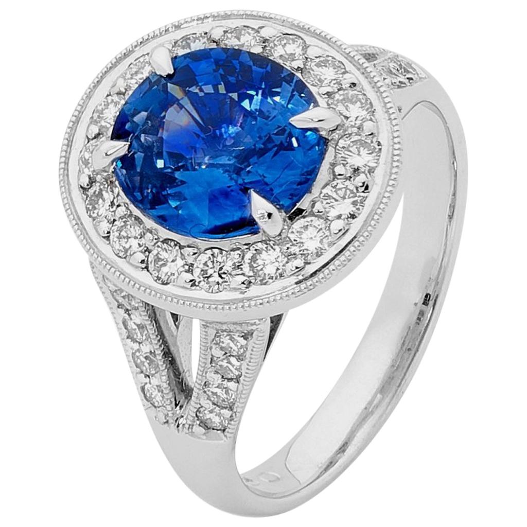 Oval Ceylon Sapphire Diamonds White Gold Ring For Sale