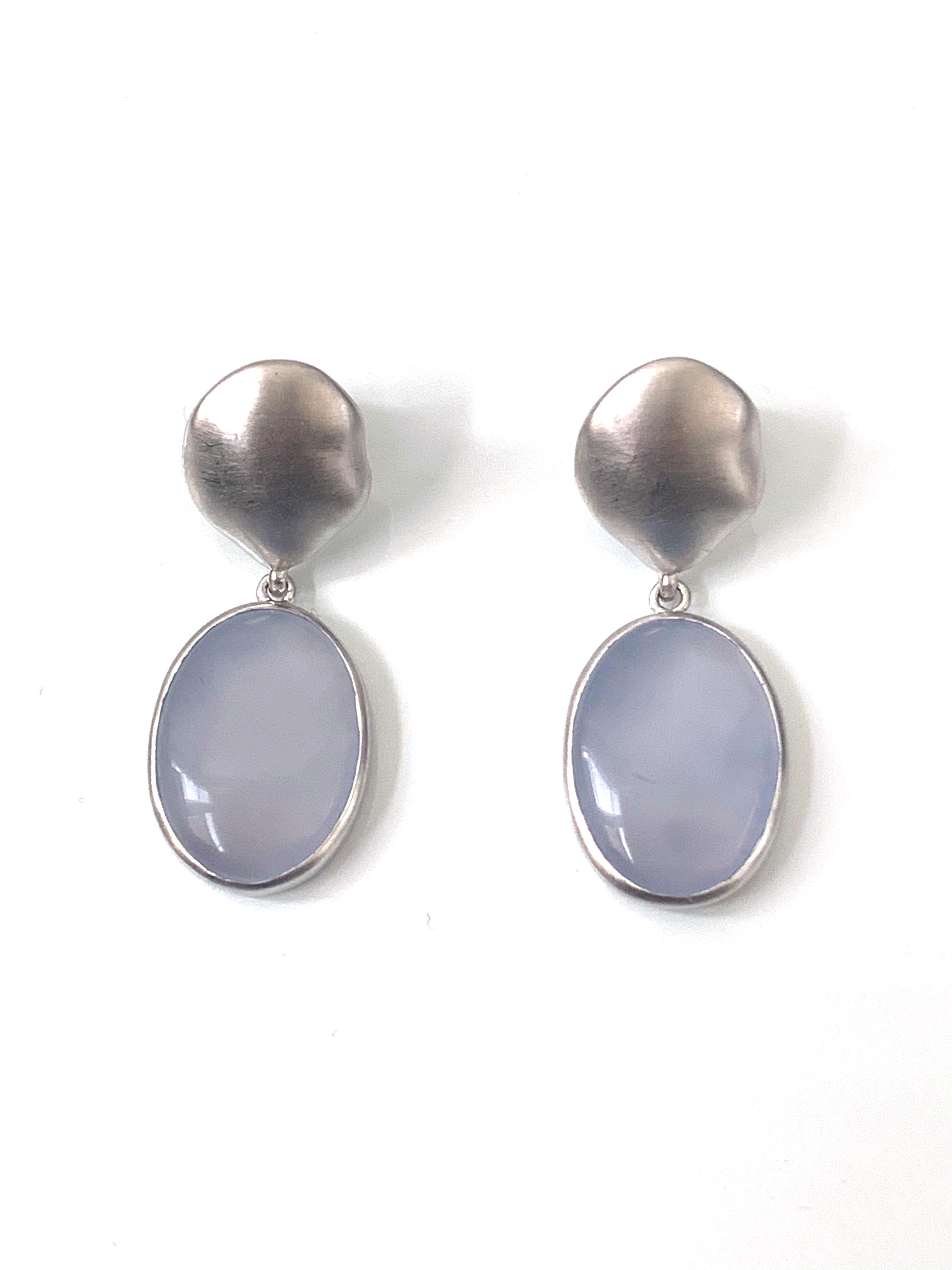 Oval Cabochon Chalcedony Drop Sterling Silver Earrings For Sale 1
