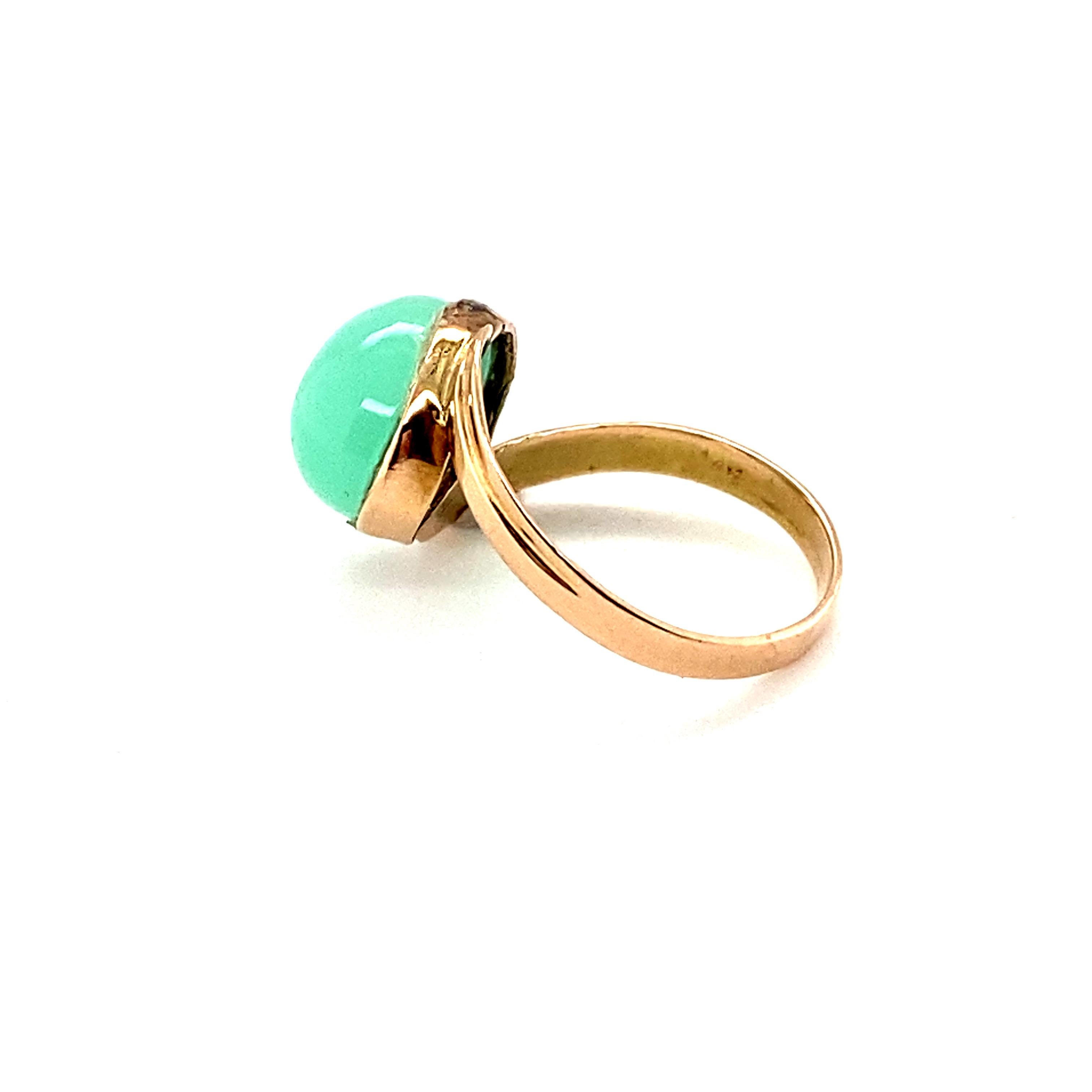 Oval Chalcedony Yellow Gold Solitaire Ring For Sale 5