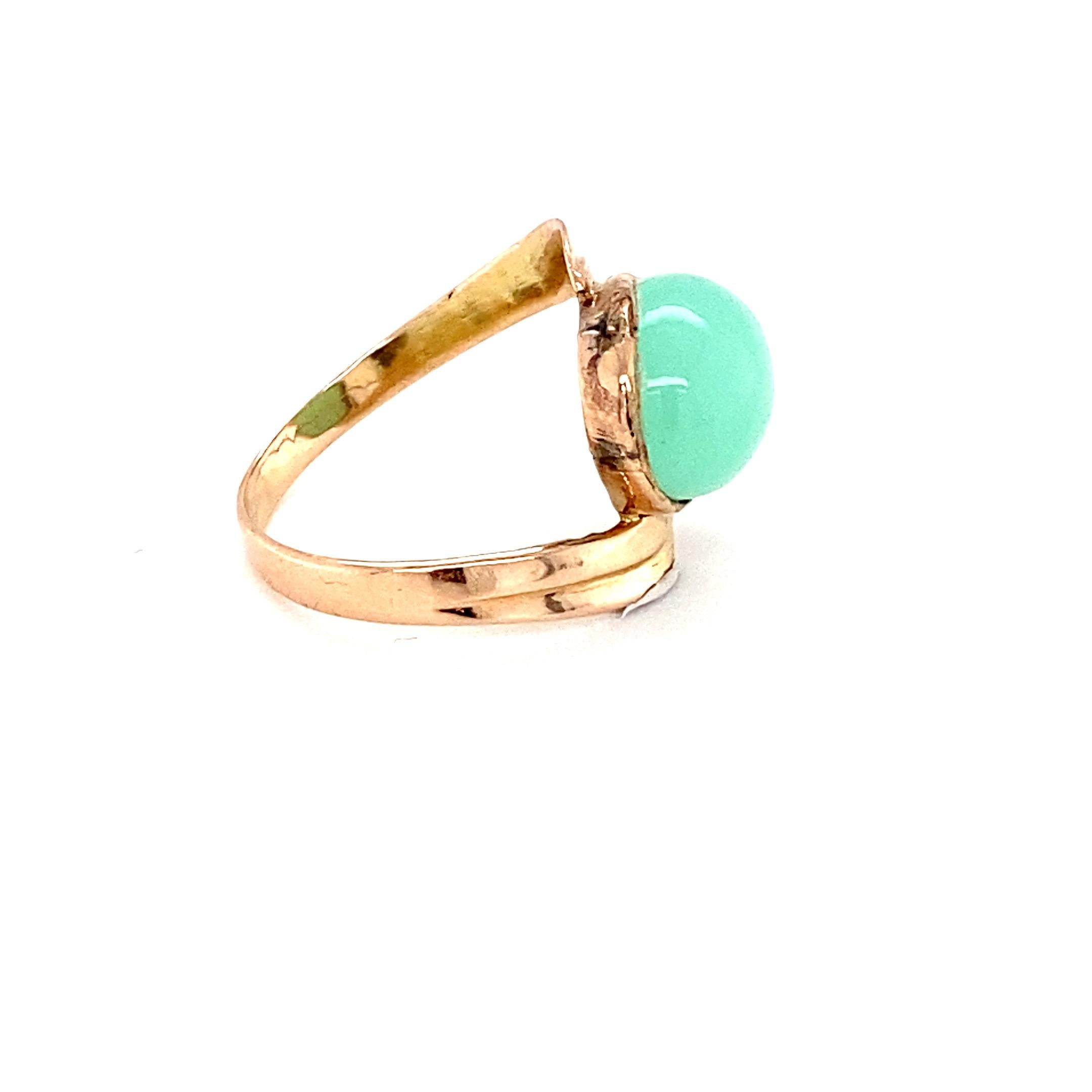 Oval Chalcedony Yellow Gold Solitaire Ring For Sale 9