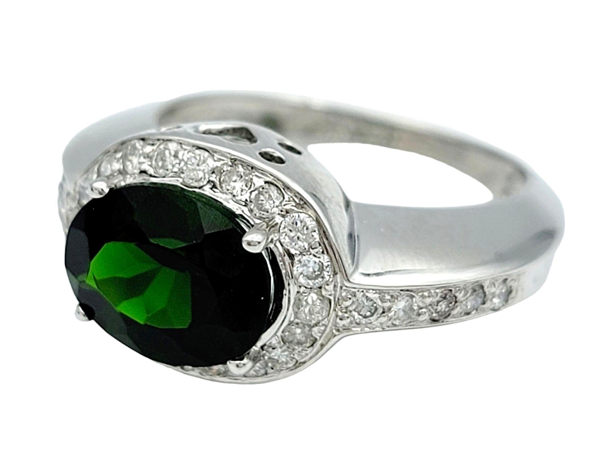 Oval Chrome Diopside and Pavé Diamond Halo Cocktail Ring in 14 Karat White Gold In Good Condition For Sale In Scottsdale, AZ