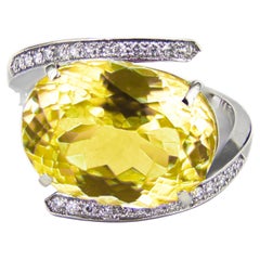 Bague en or massif 14k avec citrine ovale.