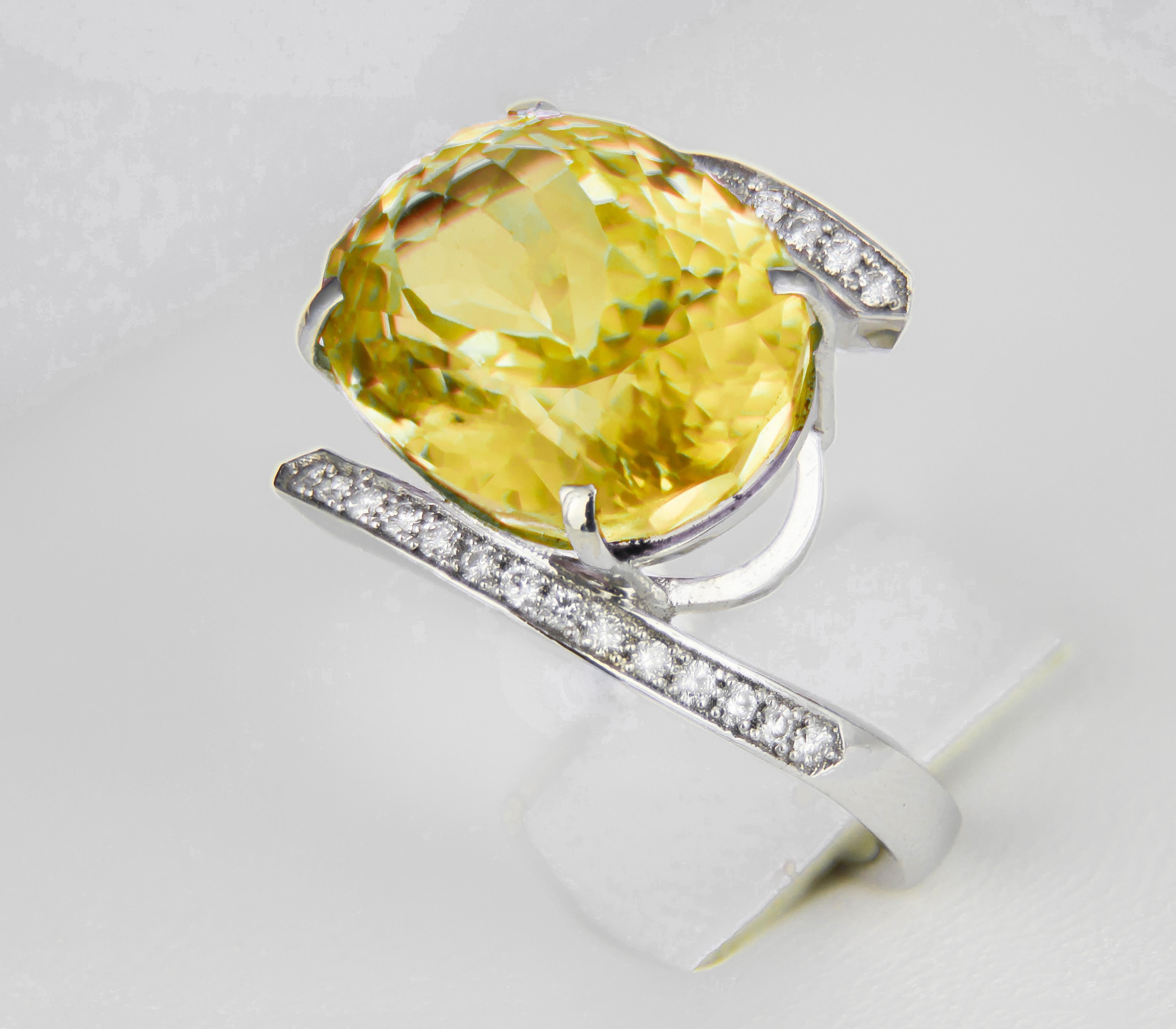 in vendita:  Anello ovale con citrino. 2